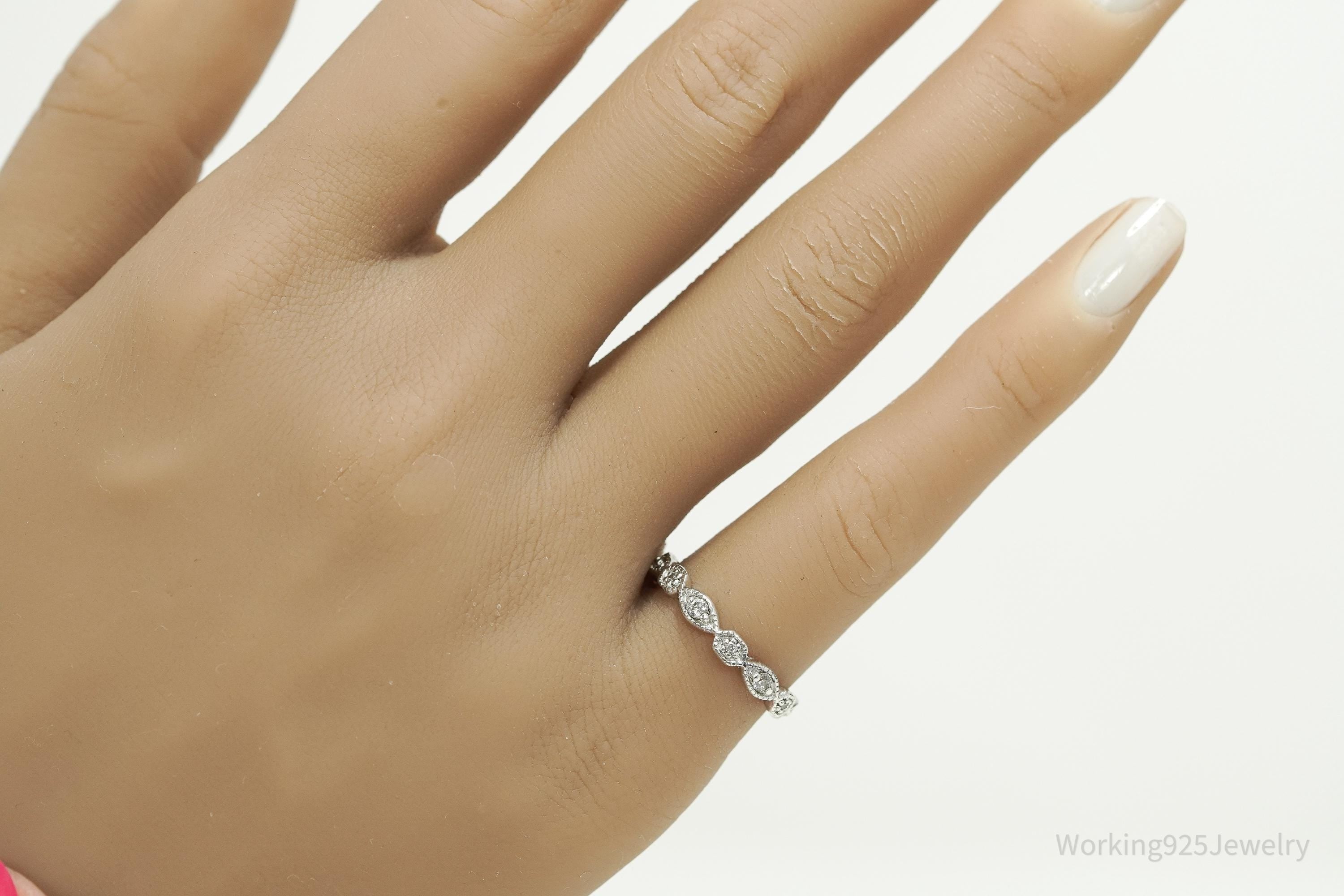 Vintage Cubic Zirconia Sterling Silver Band Ring - Size 6