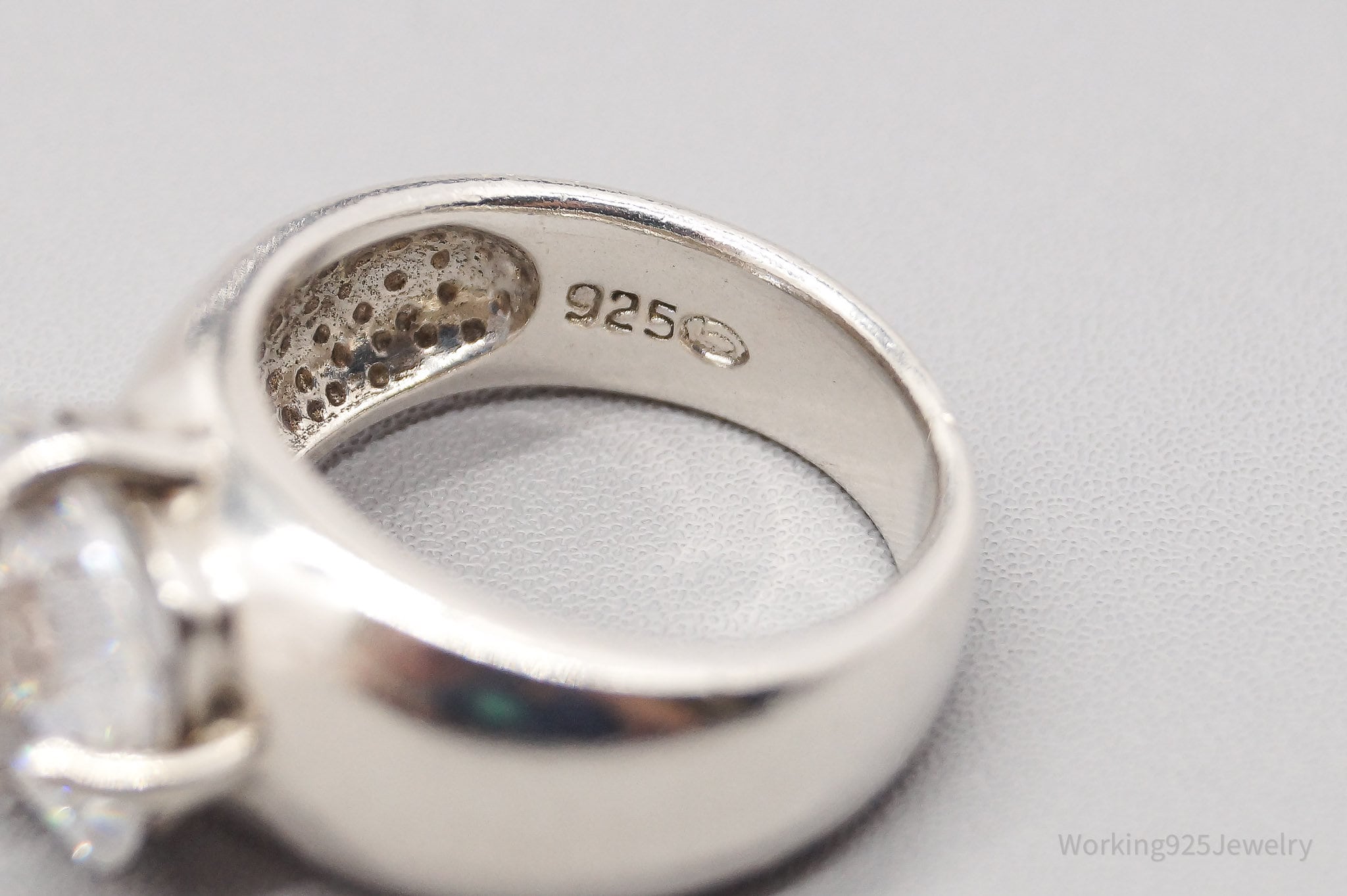 Vintage Cubic Zirconia Sterling Silver Ring - Size 6