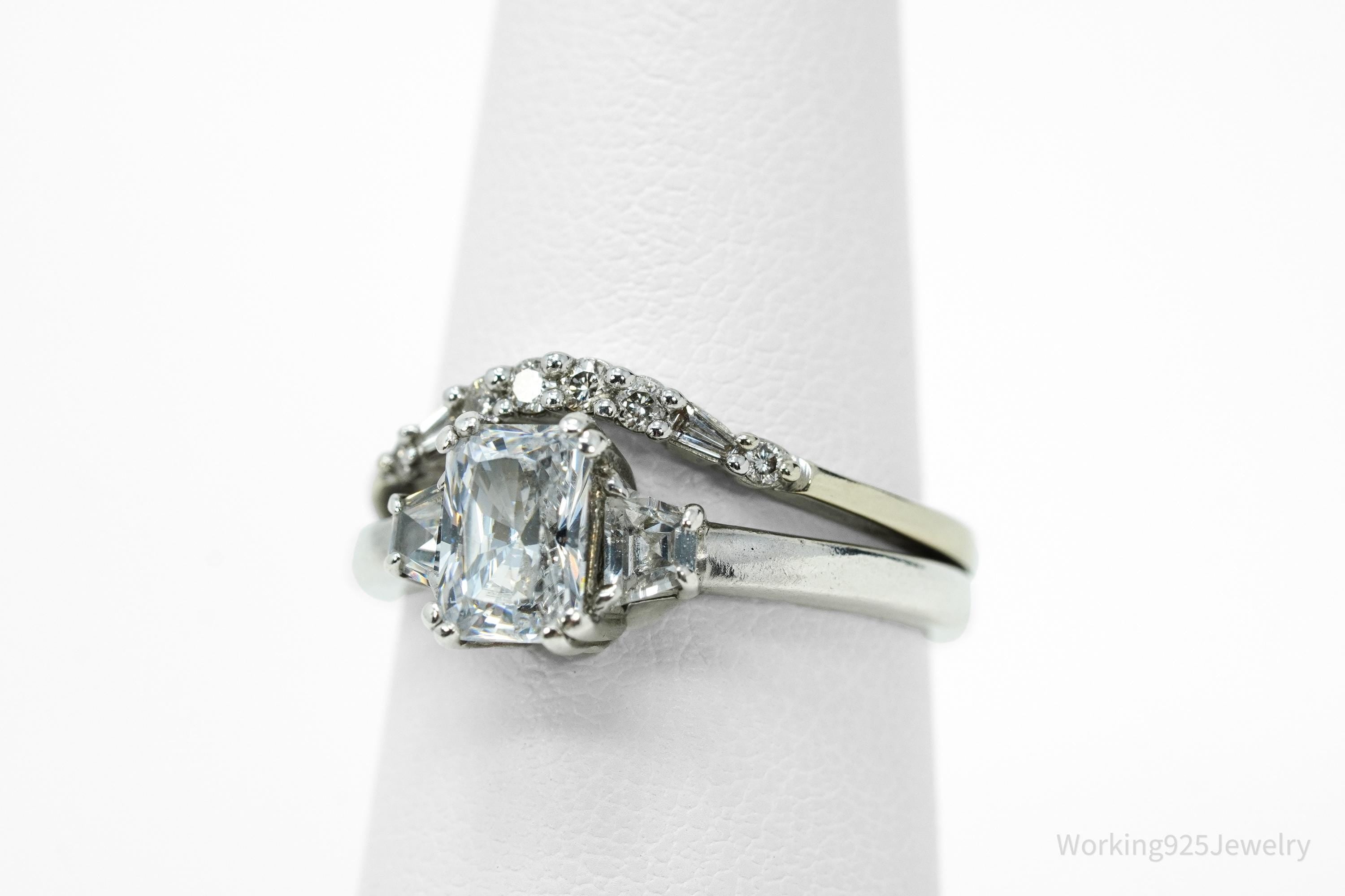 Vintage Cubic Zirconia With Bottom Row Diamond Sterling Silver Ring - Size 6.75