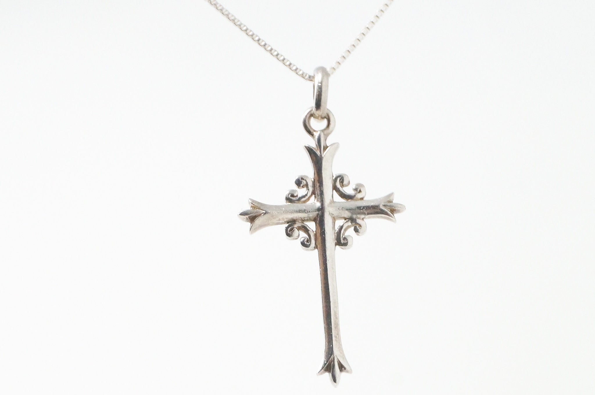 Vintage Cross Sterling Silver Necklace Pendant