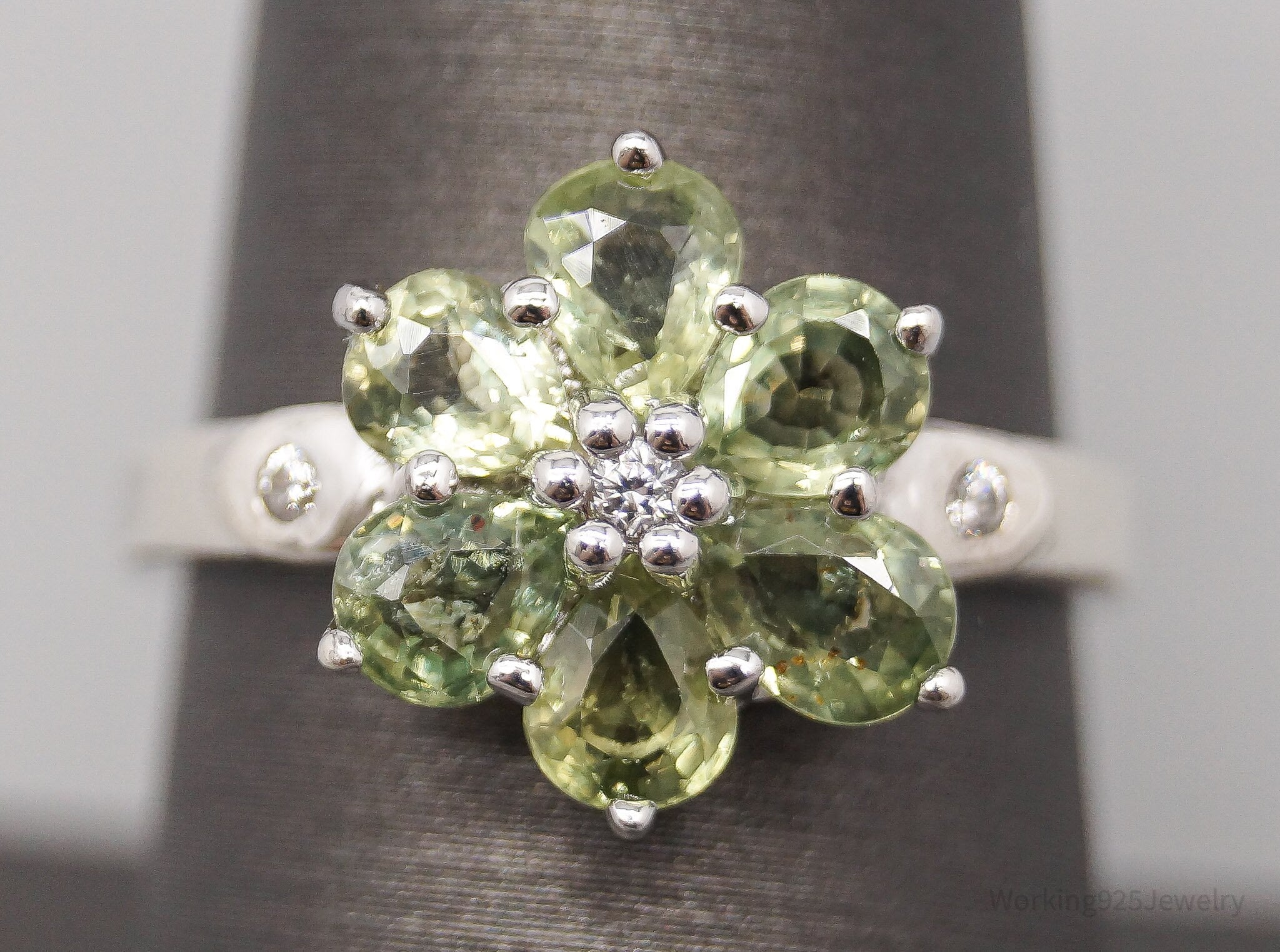 JTV TGGC Green Stone White Topaz Sterling Silver Flower Ring - Size 8