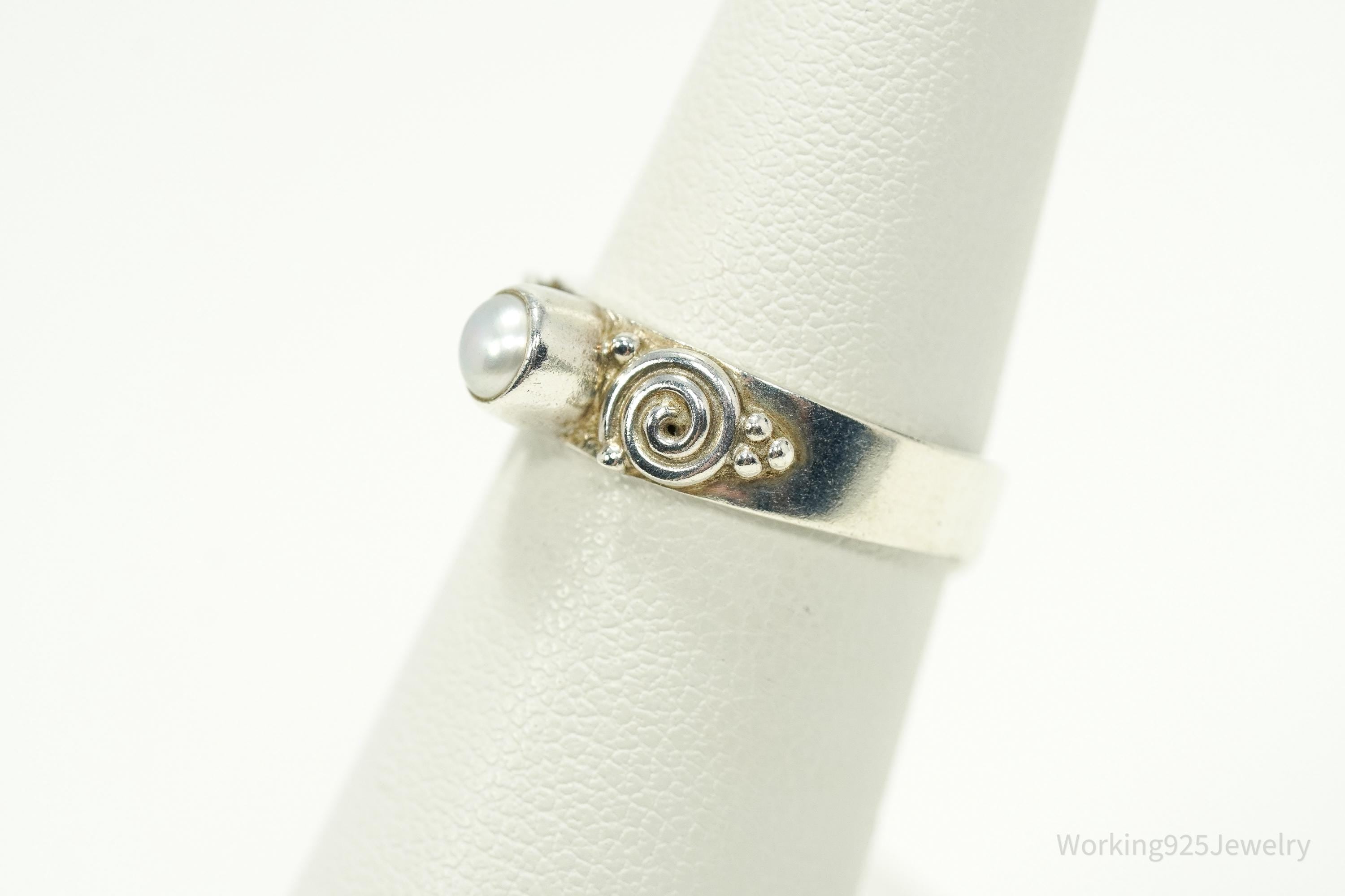 Vintage White Pearl Silver Ring - Size 5.75