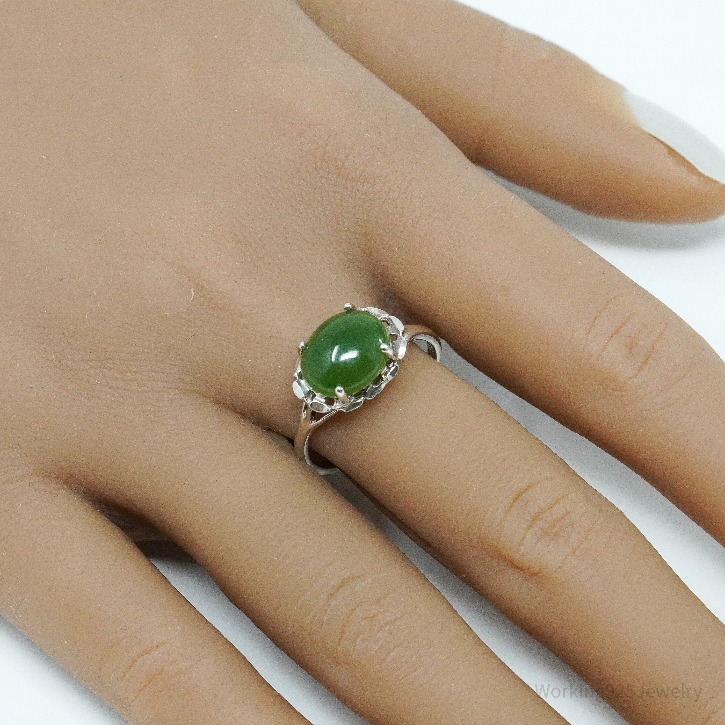Vintage UTC Nephrite Jade Sterling Silver Ring - Size 9