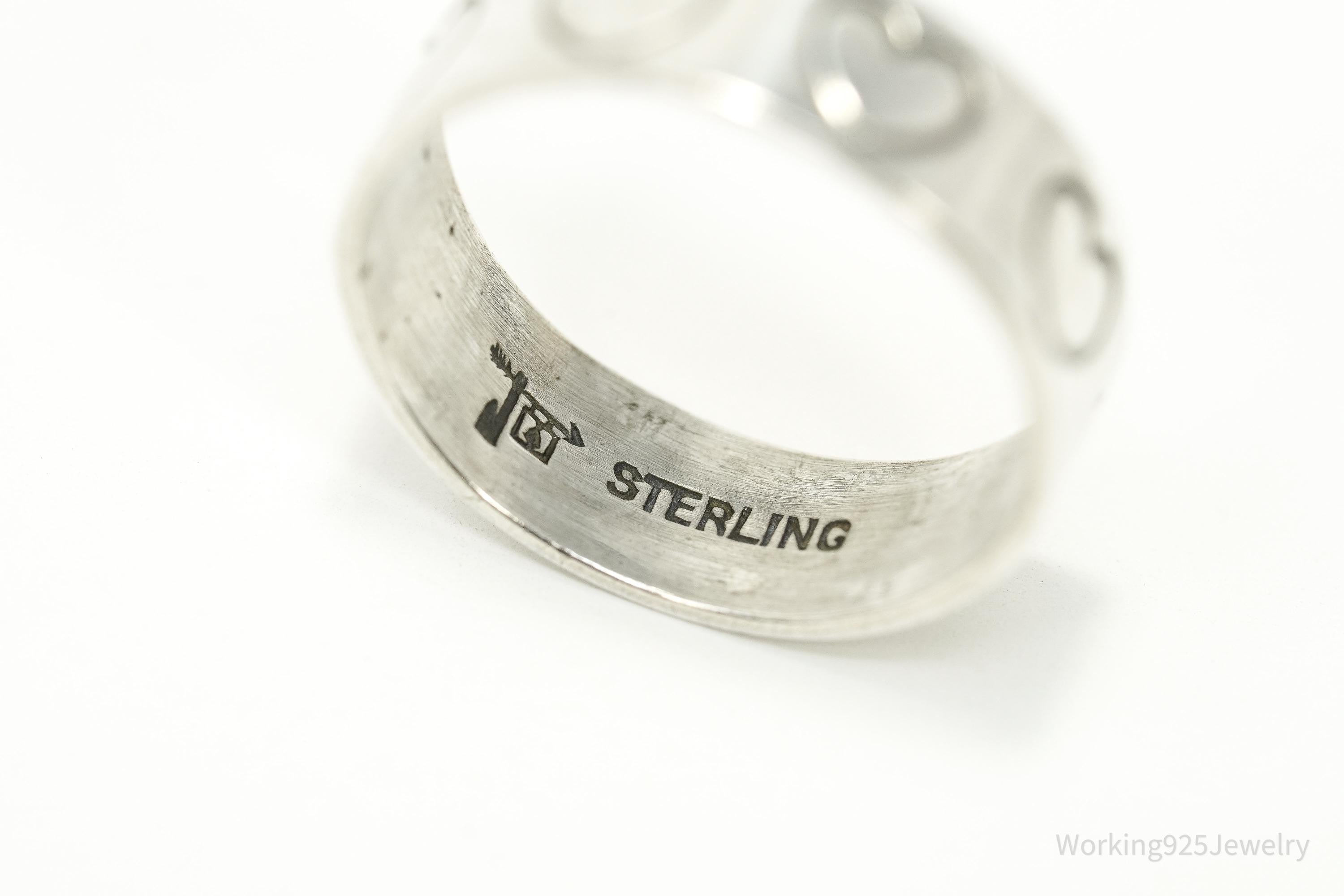 Vintage Heart Pattern Sterling Silver Band Ring - Size 6.75
