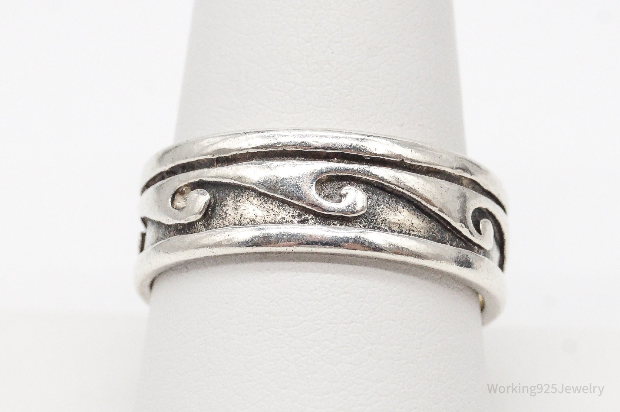 Vintage Wave Scroll Oxidized Design Sterling Silver Band Ring - Size 9.5