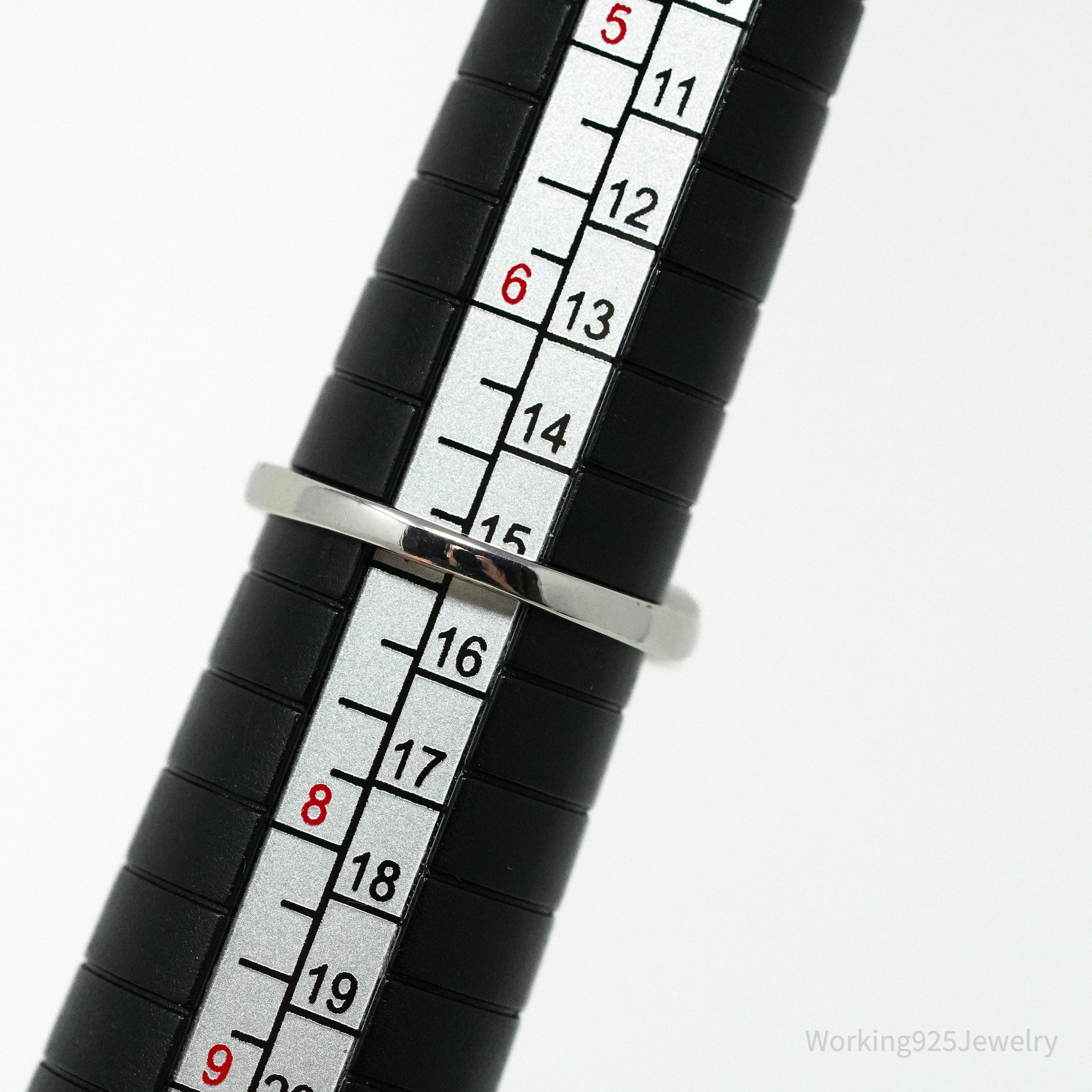 14K White Gold & Diamond Ring - Size 7