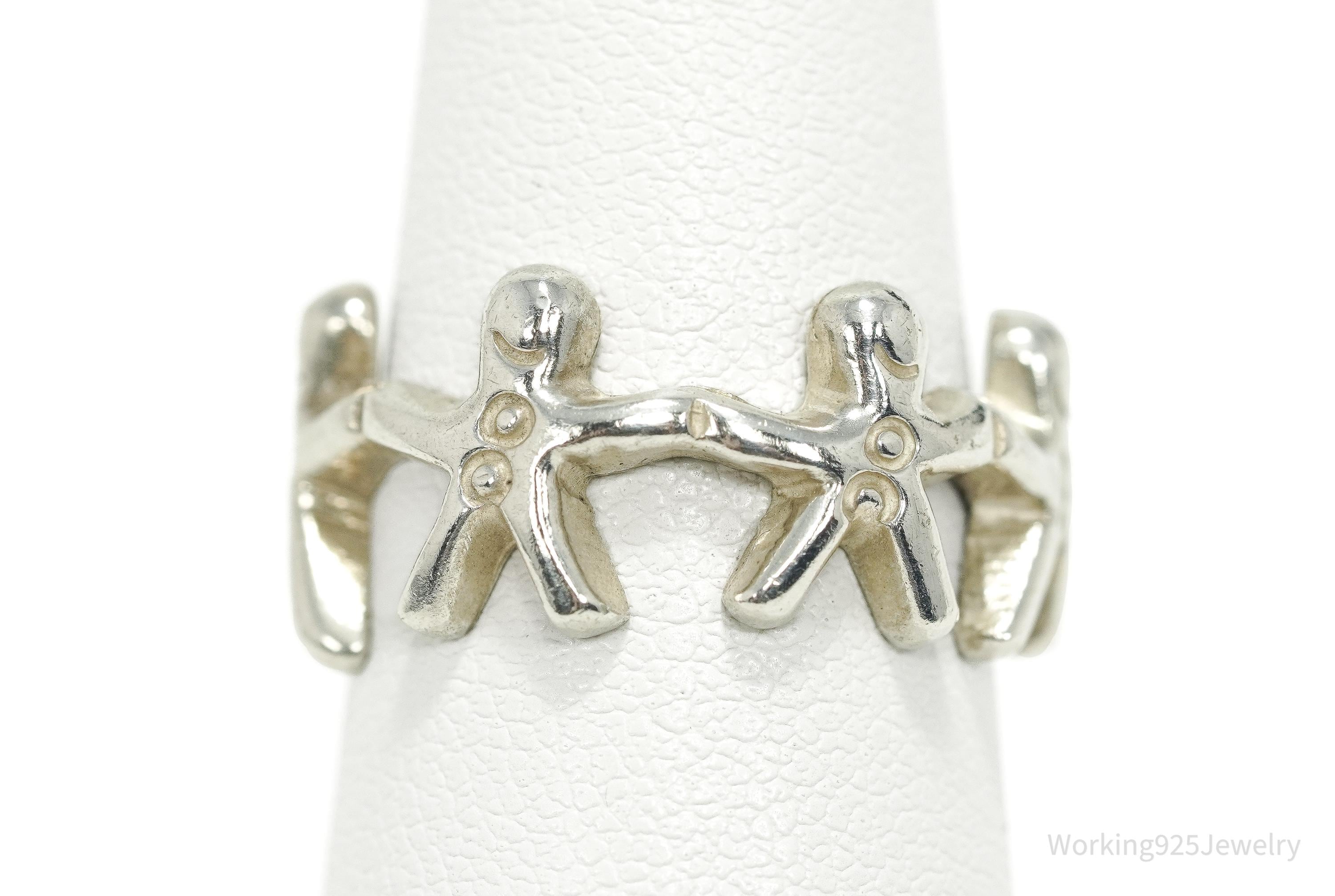 Vintage Holding Hands Sterling Silver Ring - Size 7