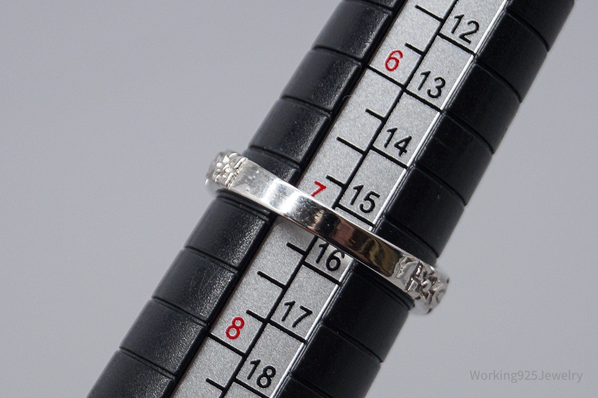 Vintage Cubic Zirconia Sterling Silver Ring - Size 7