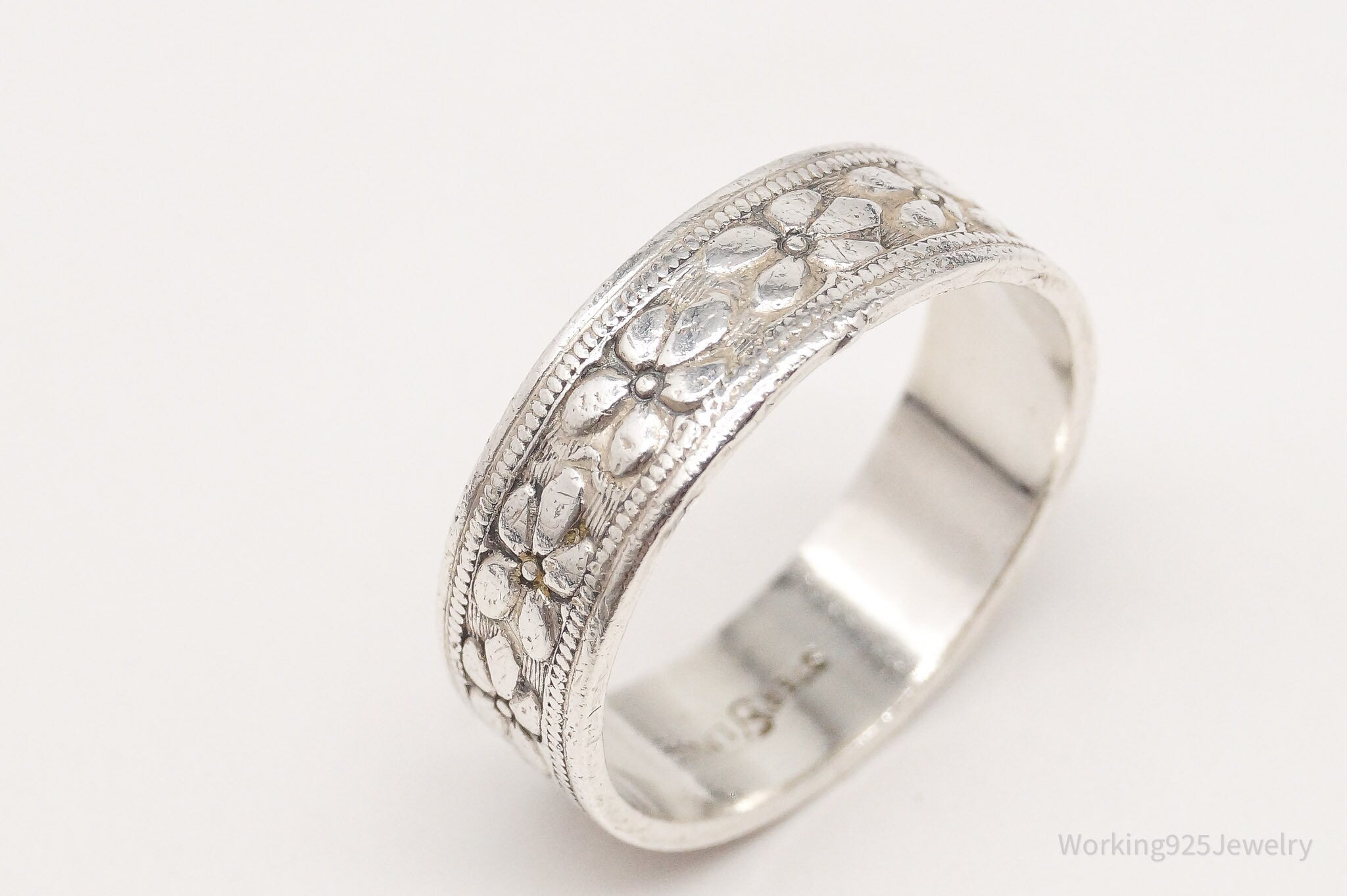 Antique Art Nouveau Floral Pattern Sterling Silver Band Ring - Size 7.25