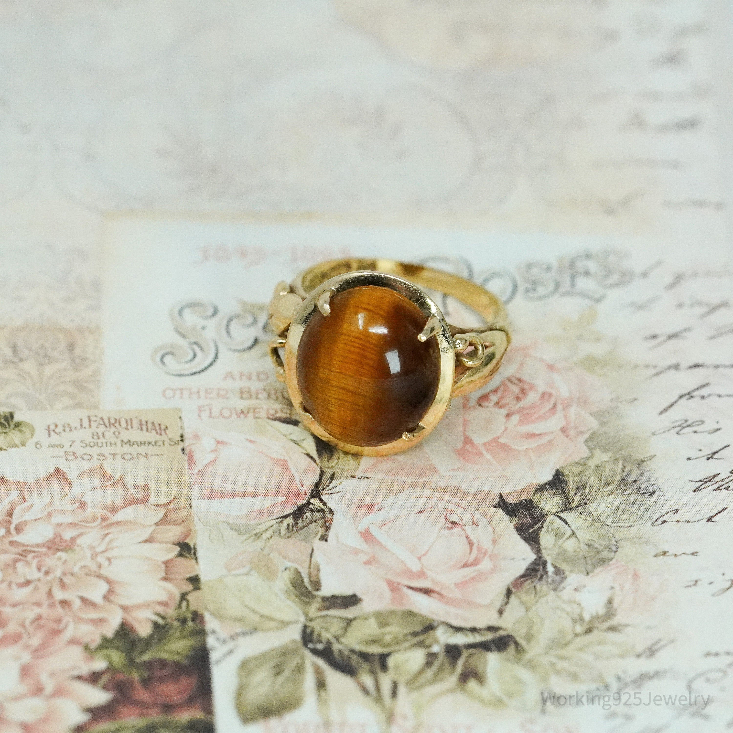 14K Yellow Gold & Tiger's Eye Cabochon Four Prong Ring - Size 6