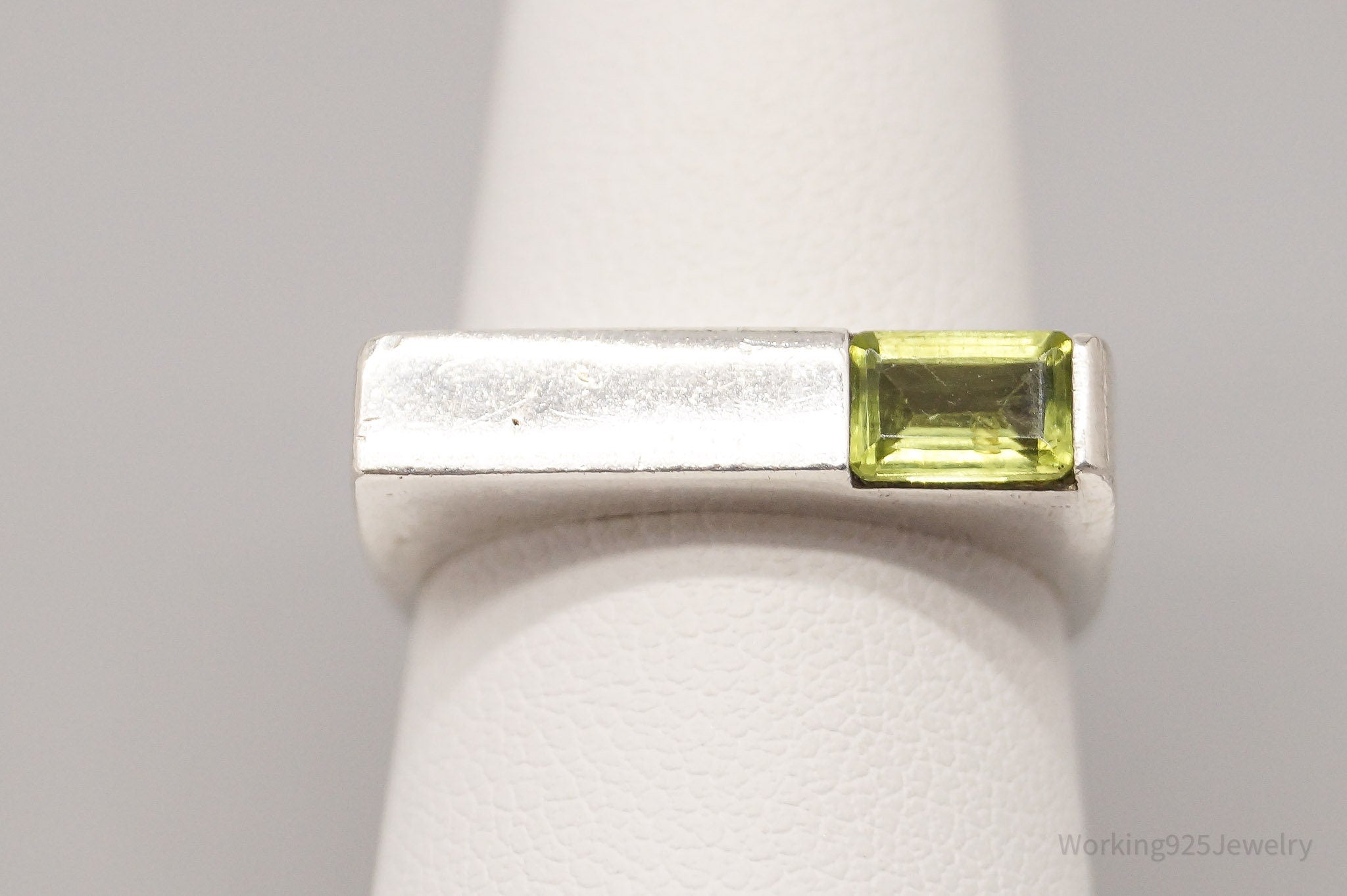Vintage Peridot Sterling Silver Ring - Size 7.75