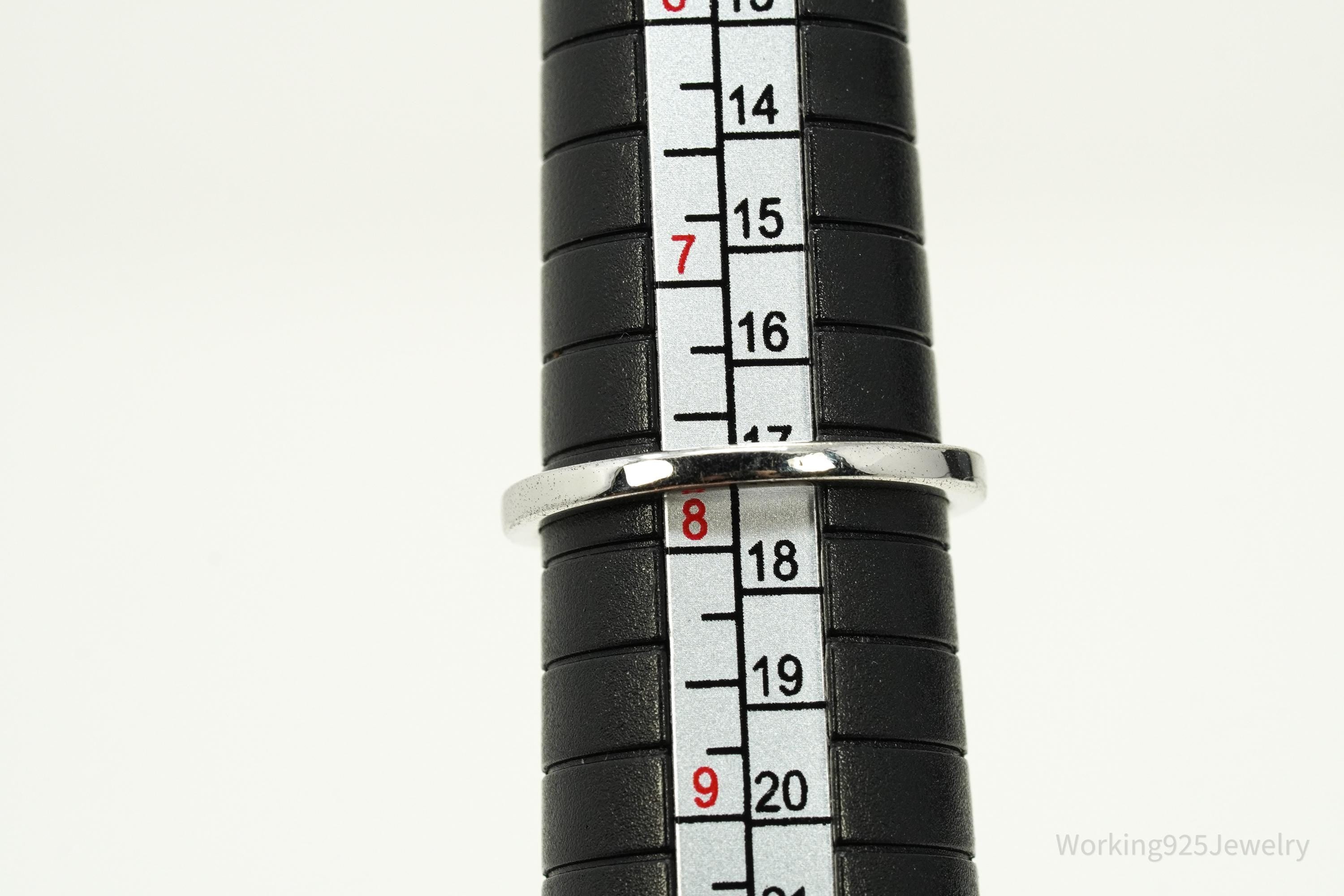 Vintage Designer Avon Cubic Zirconia Sterling Silver Ring Size 7.75