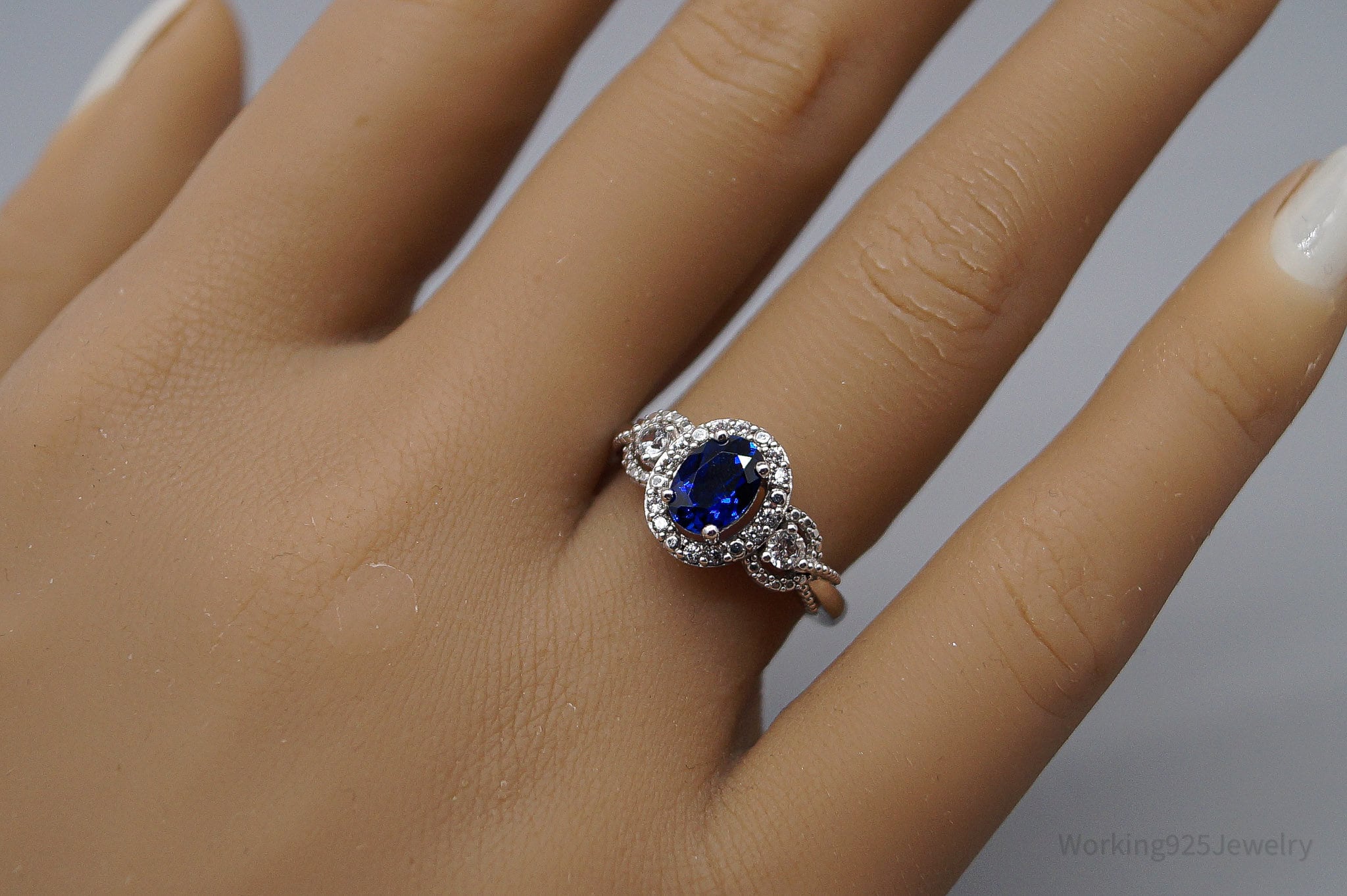 Vintage Lab Sapphire Cubic Zirconia Sterling Silver Ring - Size 6.75