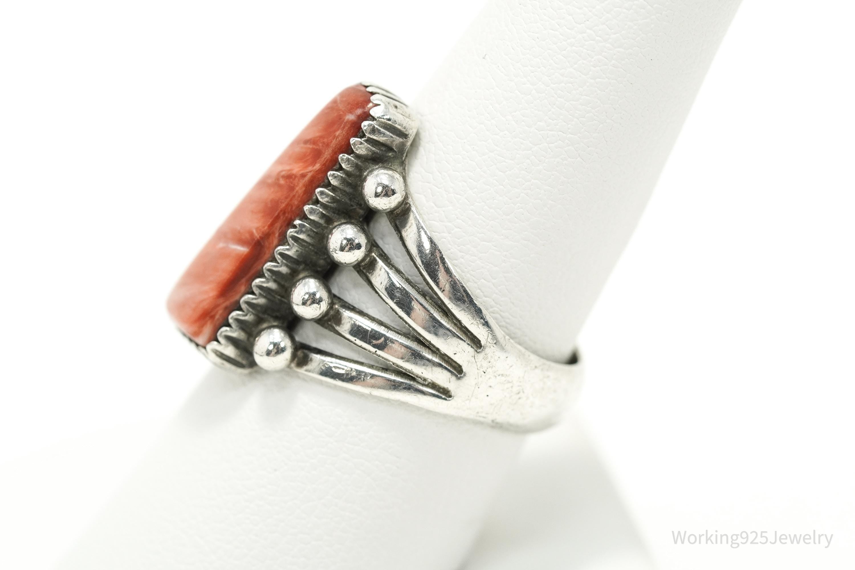 Vintage Southwestern Red Spiny Oyster Sterling Silver Ring – Size 8.5