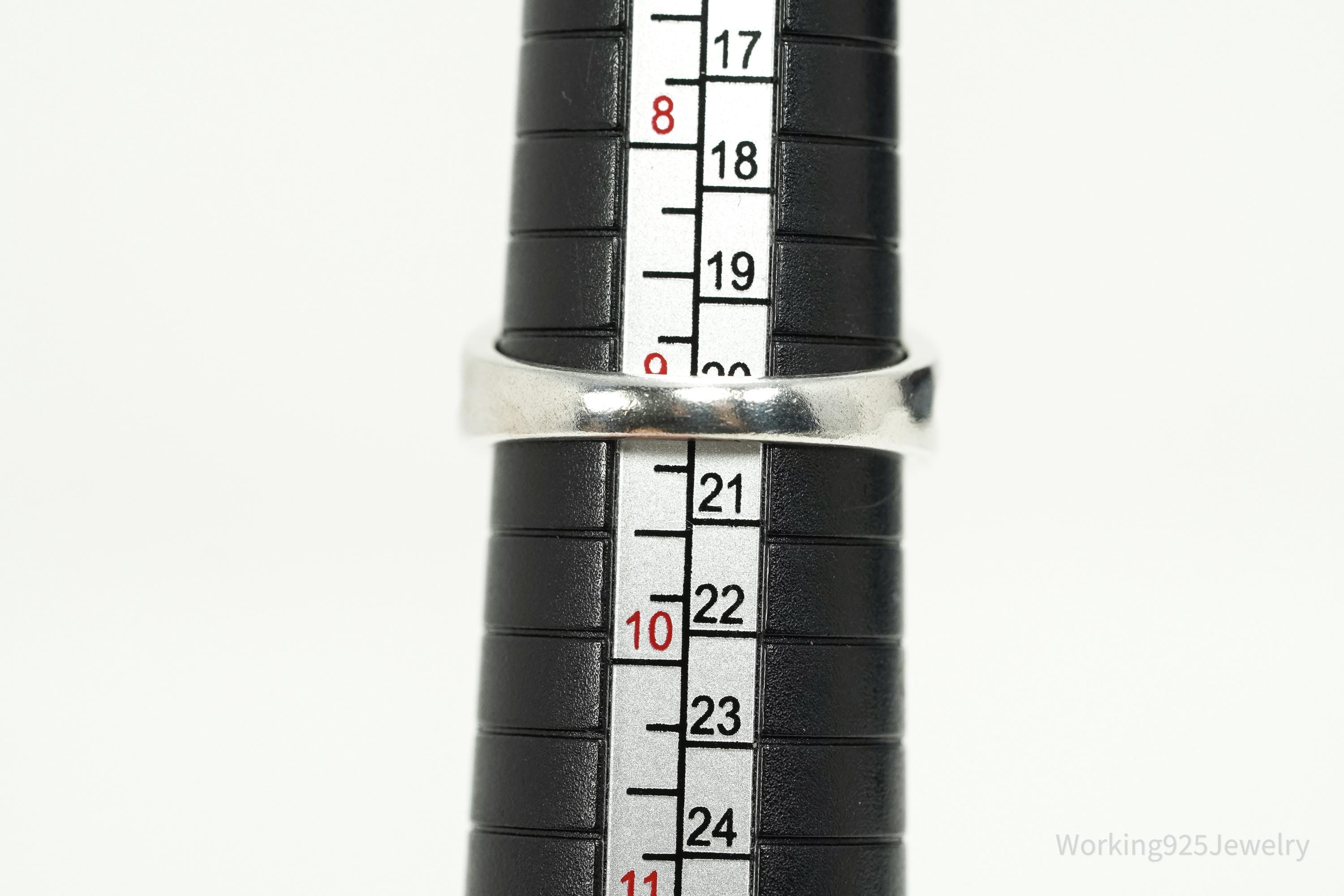 Vintage Amethyst Sterling Silver Ring - Size 9