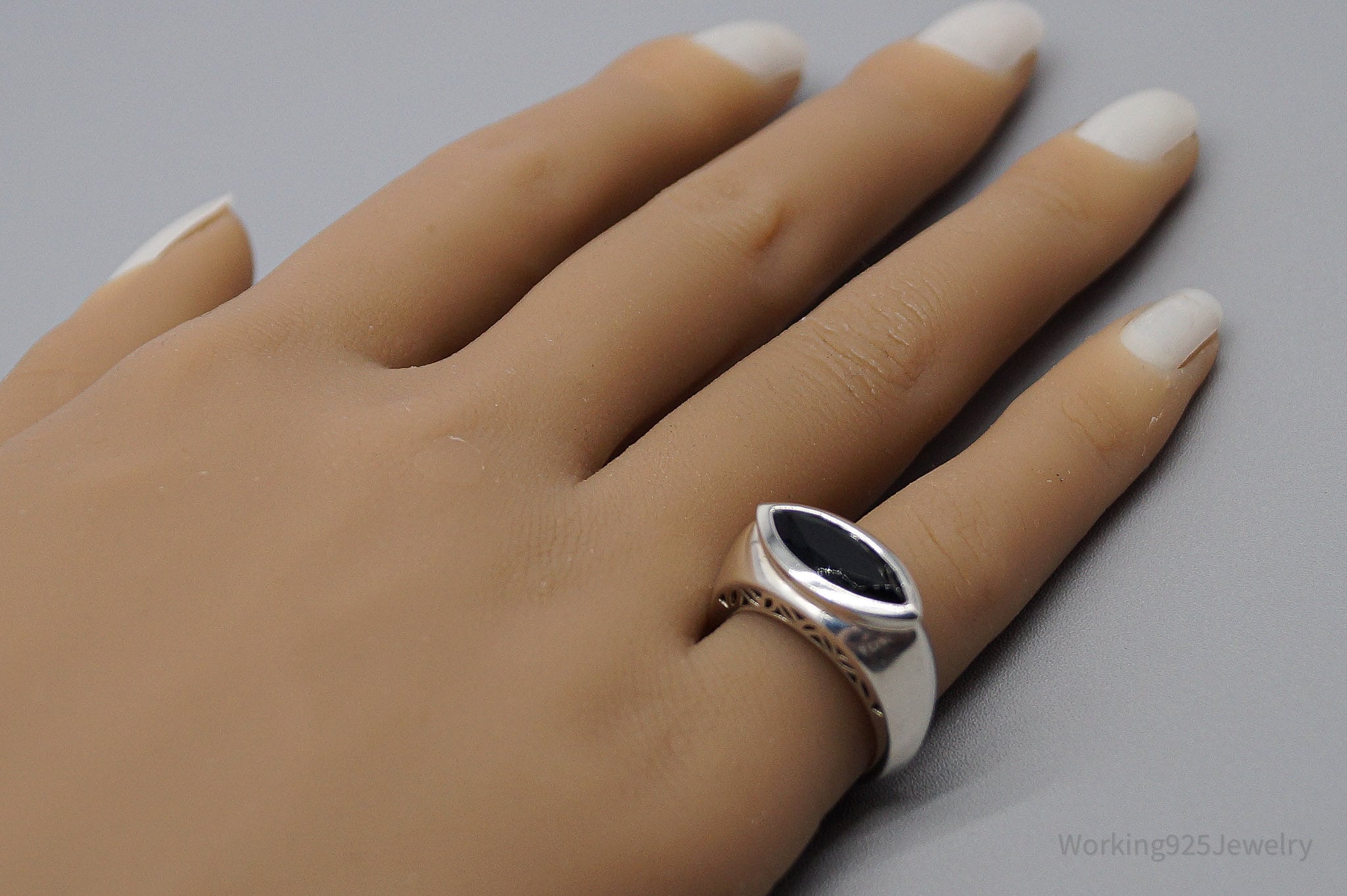 Vintage Black Onyx Sterling Silver Ring - Size 6