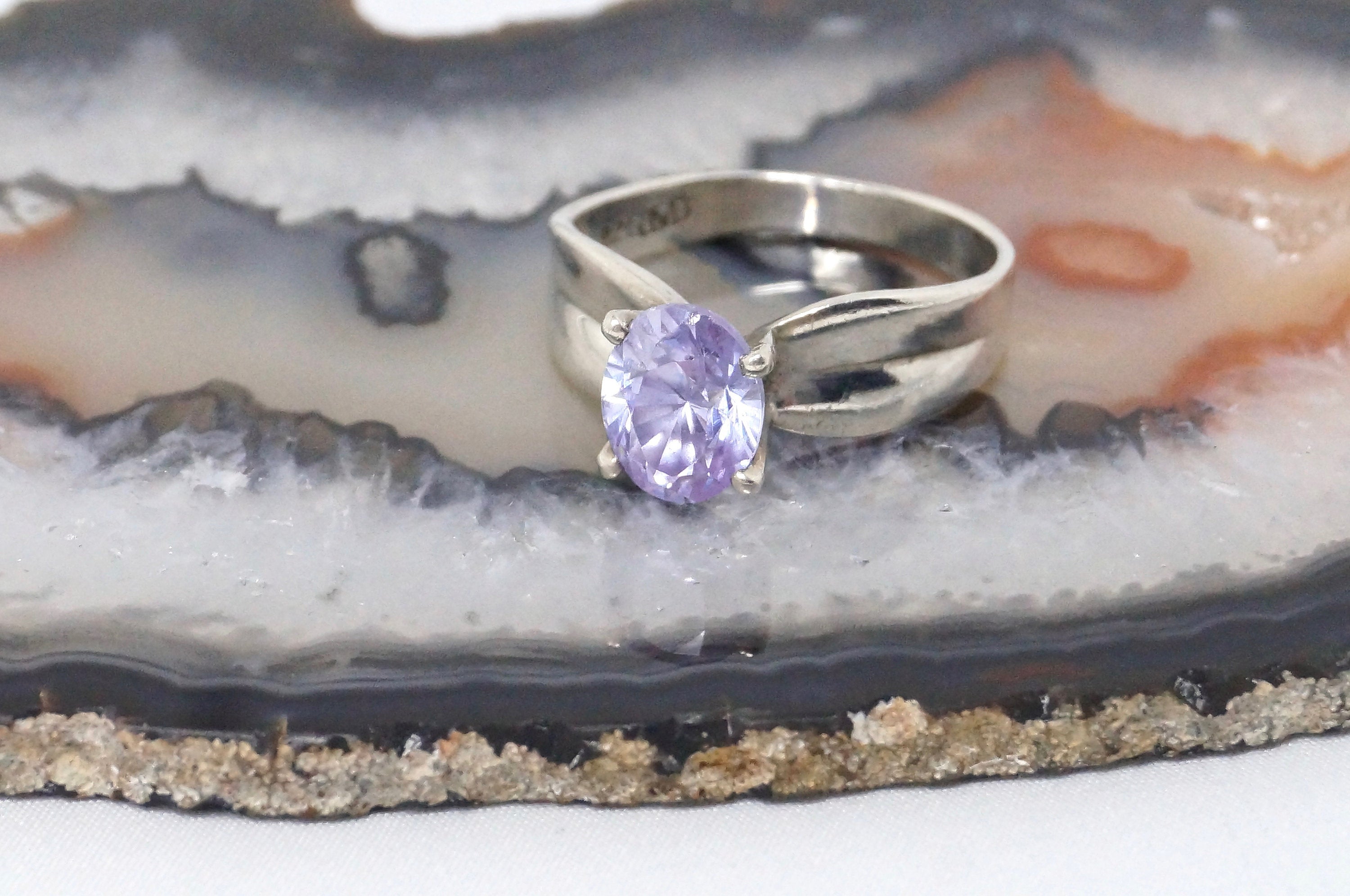 Vintage Solitaire Purple Amethyst Sterling Silver Statement Ring - Size 8.75