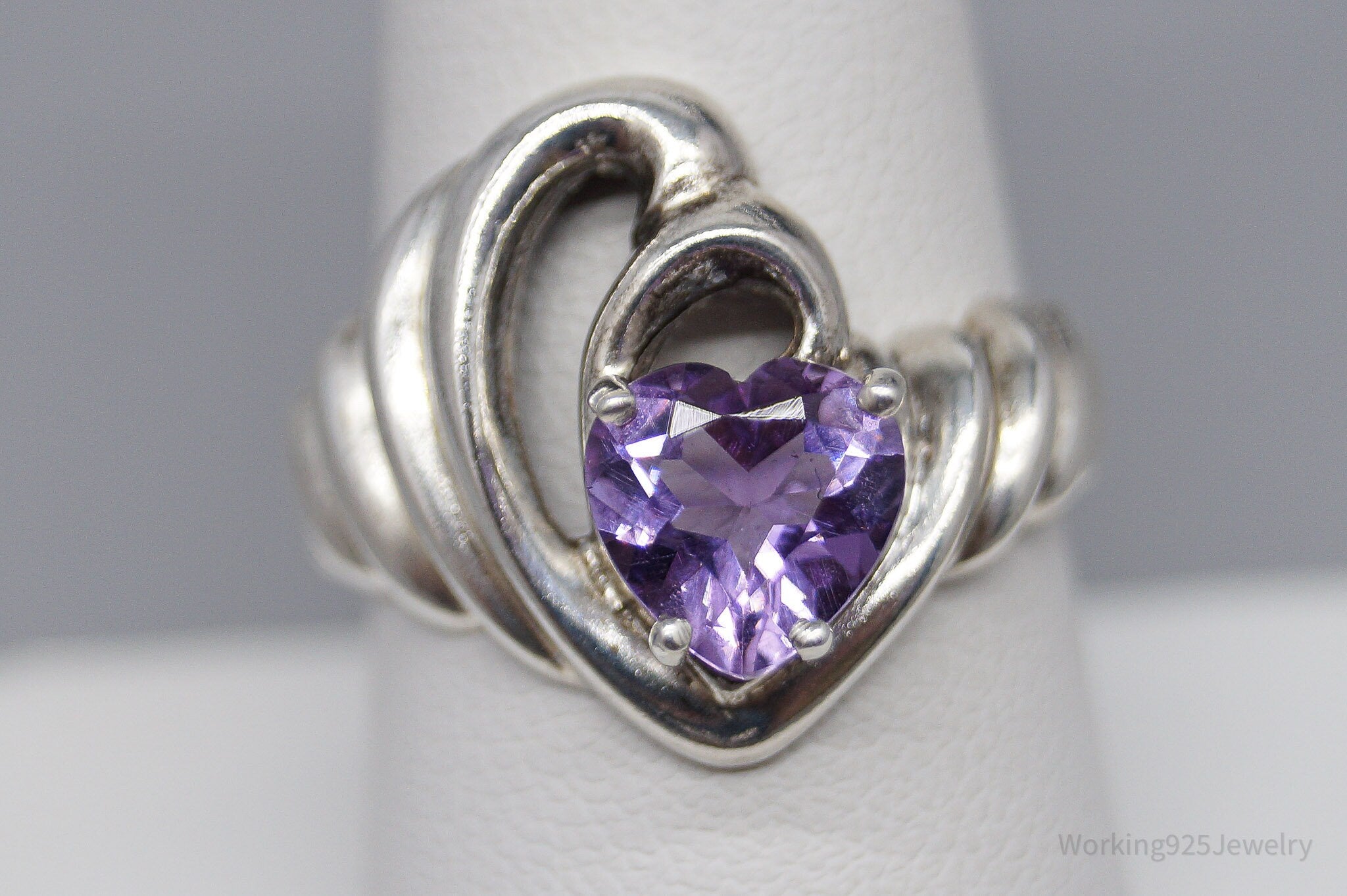 Vintage Amethyst Heart Sterling Silver Ring - Size 9
