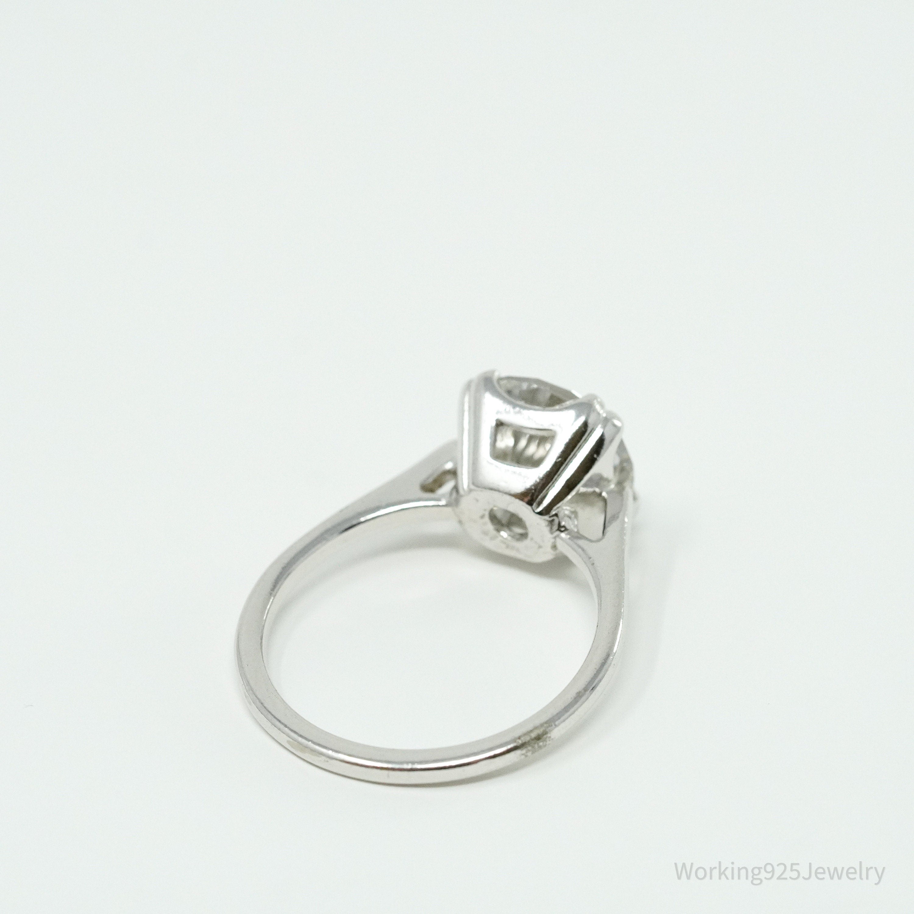 Antique Designer Uncas Faux Diamond Sterling Silver Band Ring - Size 8