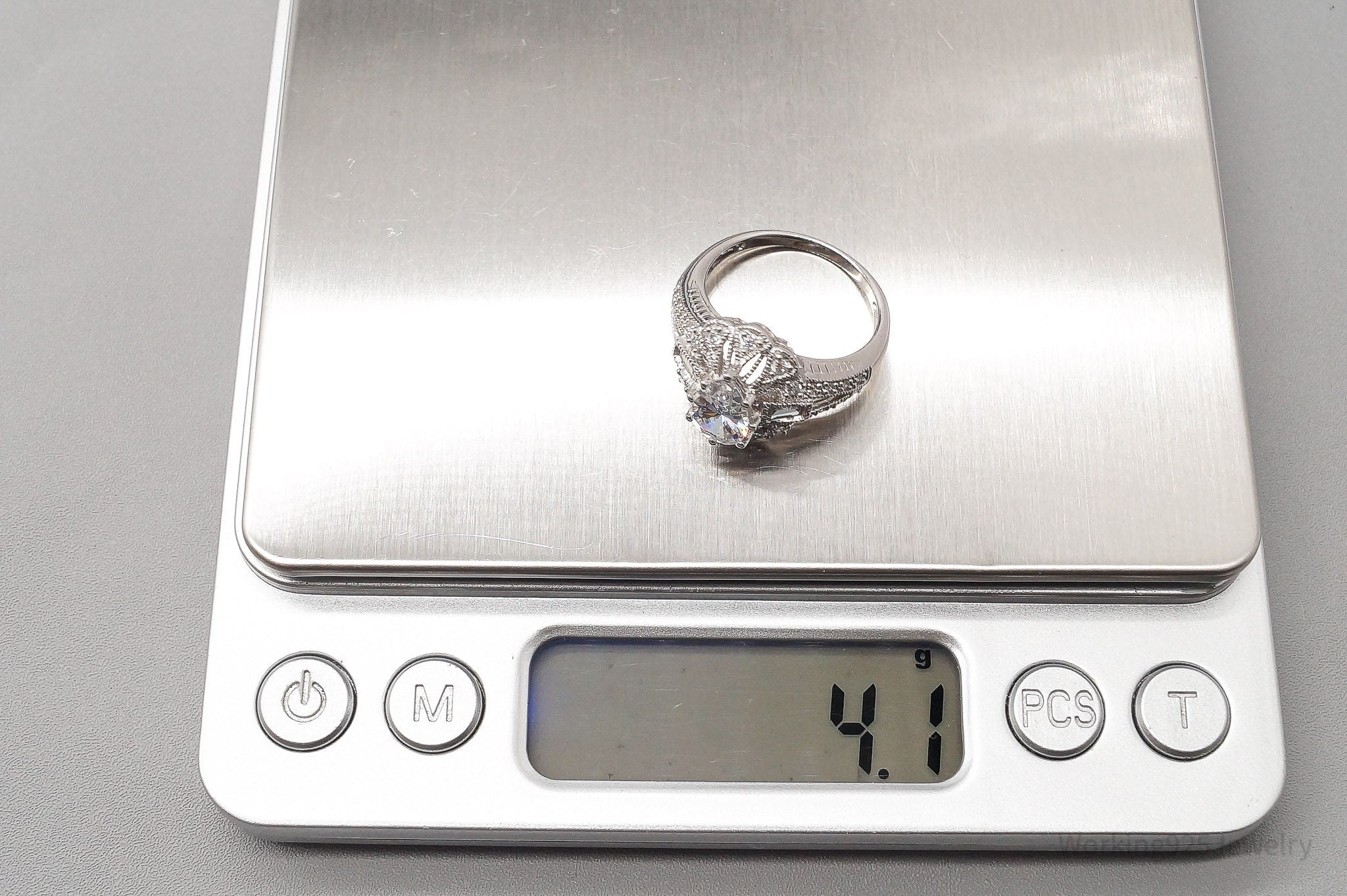 Vintage Cubic Zirconia Sterling Silver Ring - Size 7