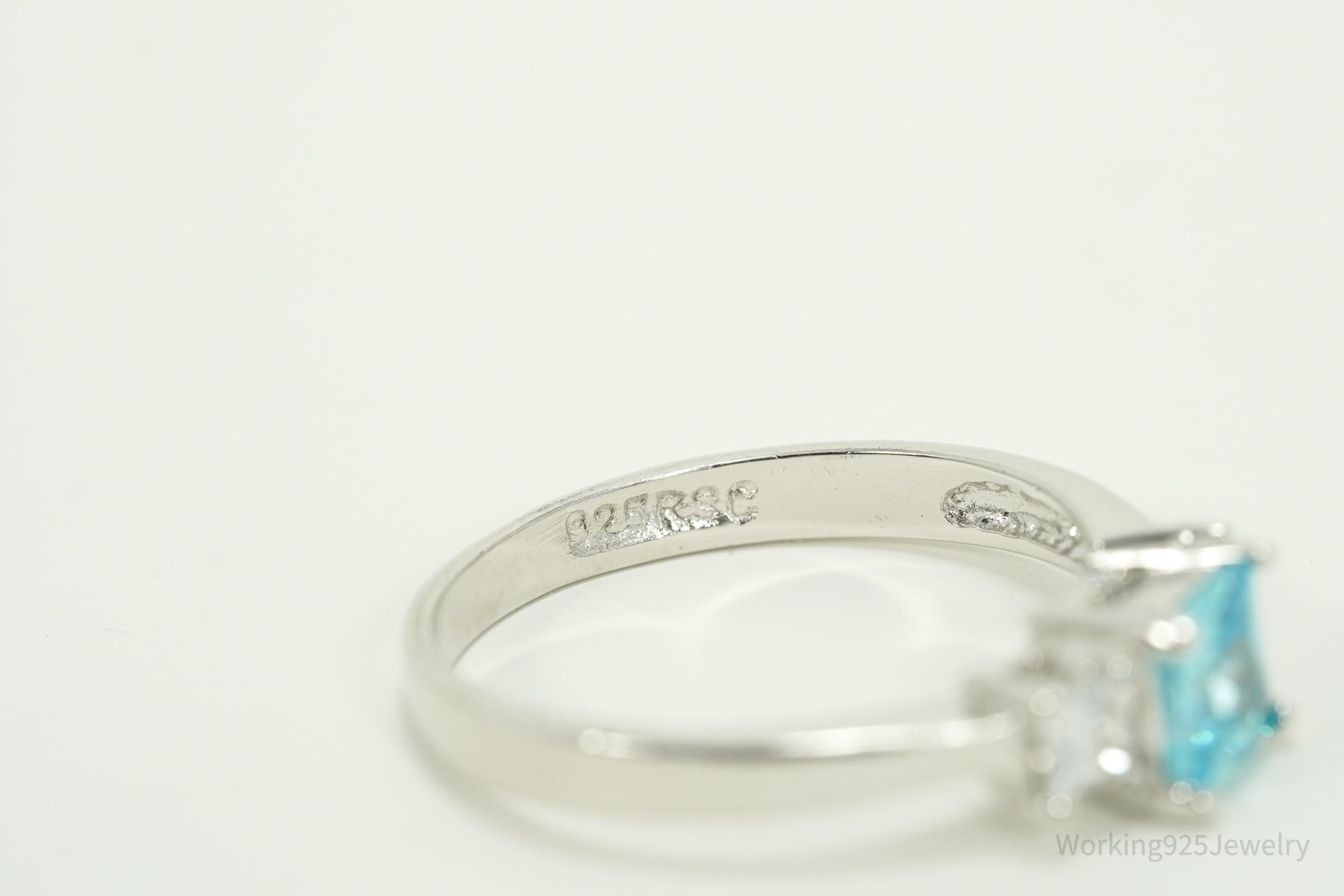 VTG Blue & White Cubic Zirconia Sterling Silver Ring - Size 7.25