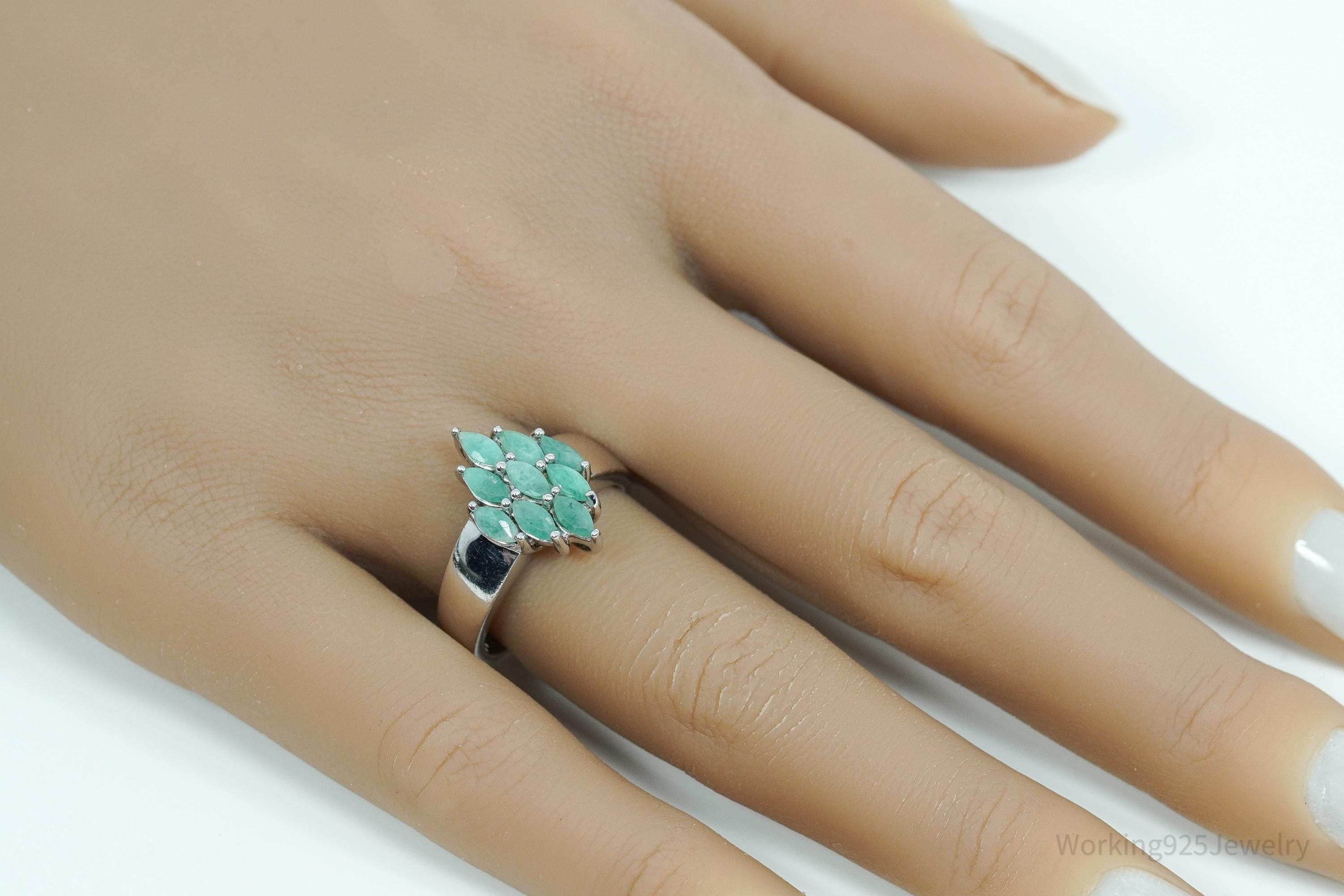 Vintage QJ Green Emerald Sterling Silver Ring - Size 8
