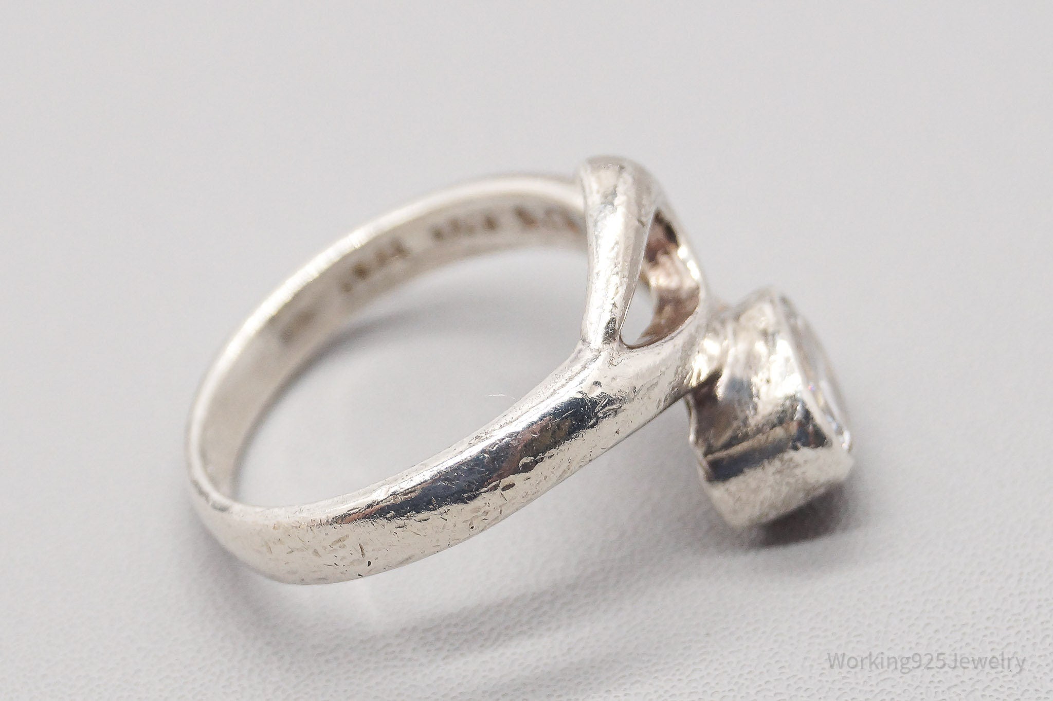 Vintage Cubic Zirconia Sterling Silver Ring - Size 6.75