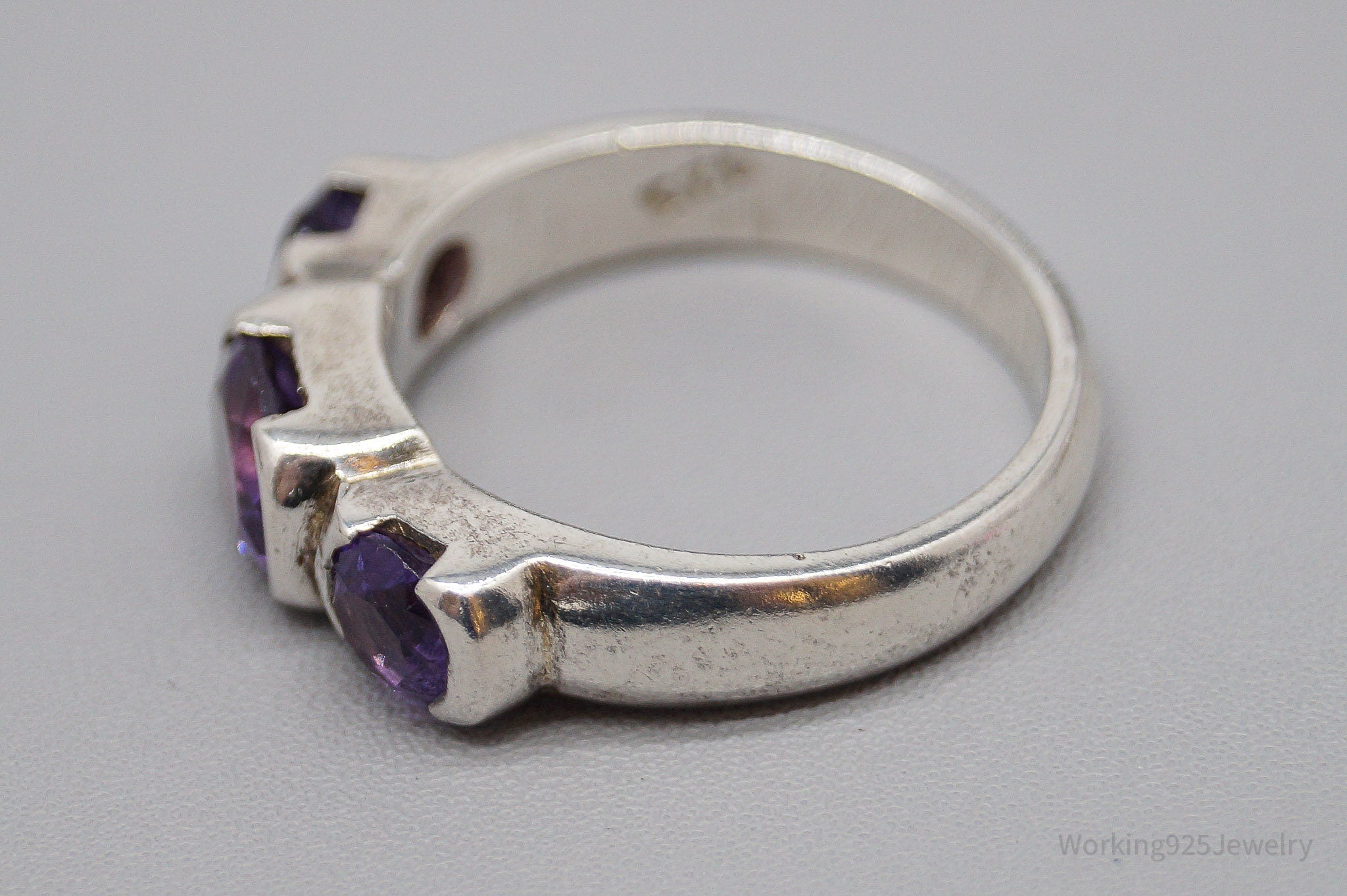 Vintage Amethyst Sterling Silver Ring - Size 7.5