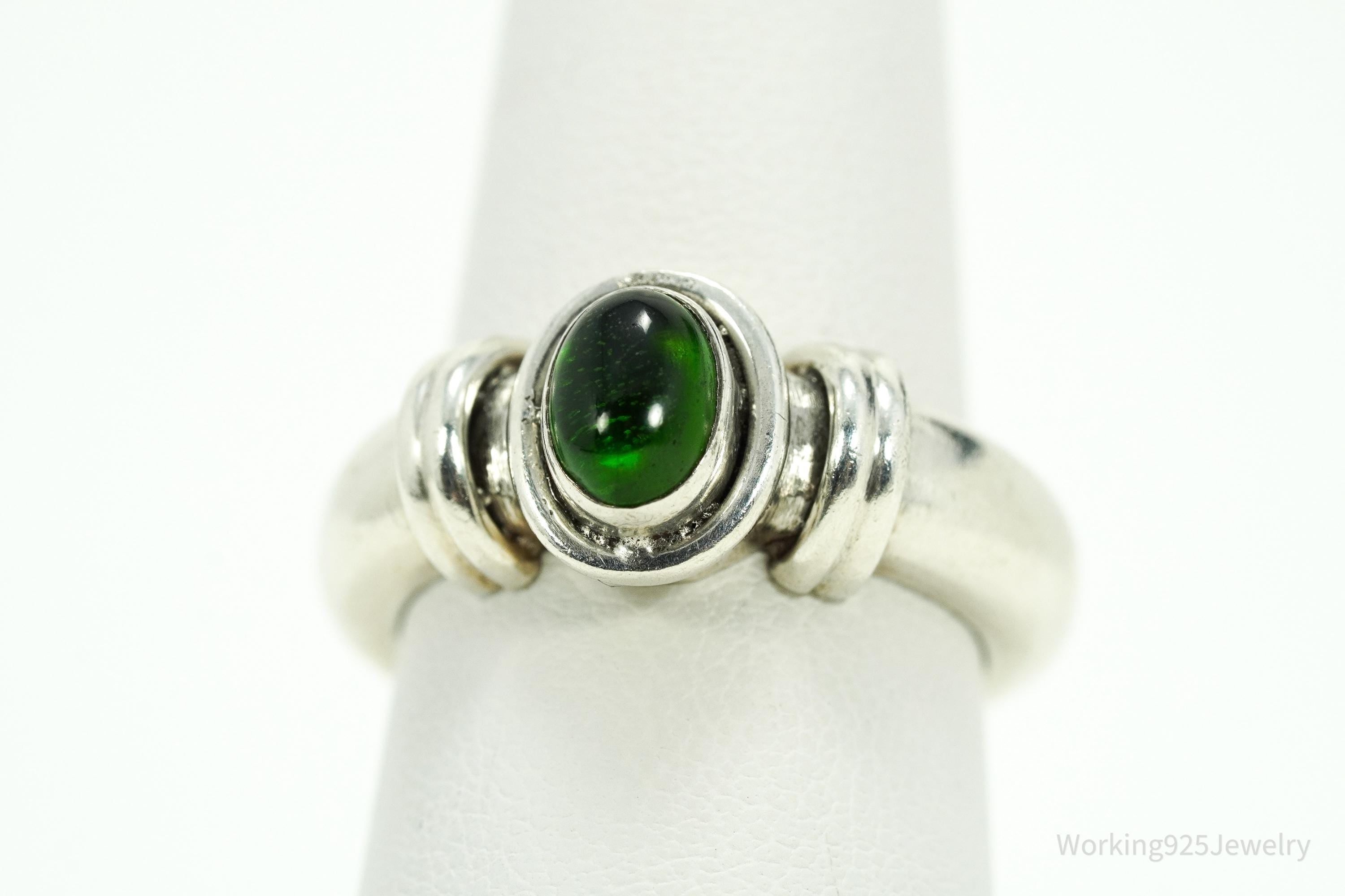 Vintage Emerald Sterling Silver Ring - Size 7.5
