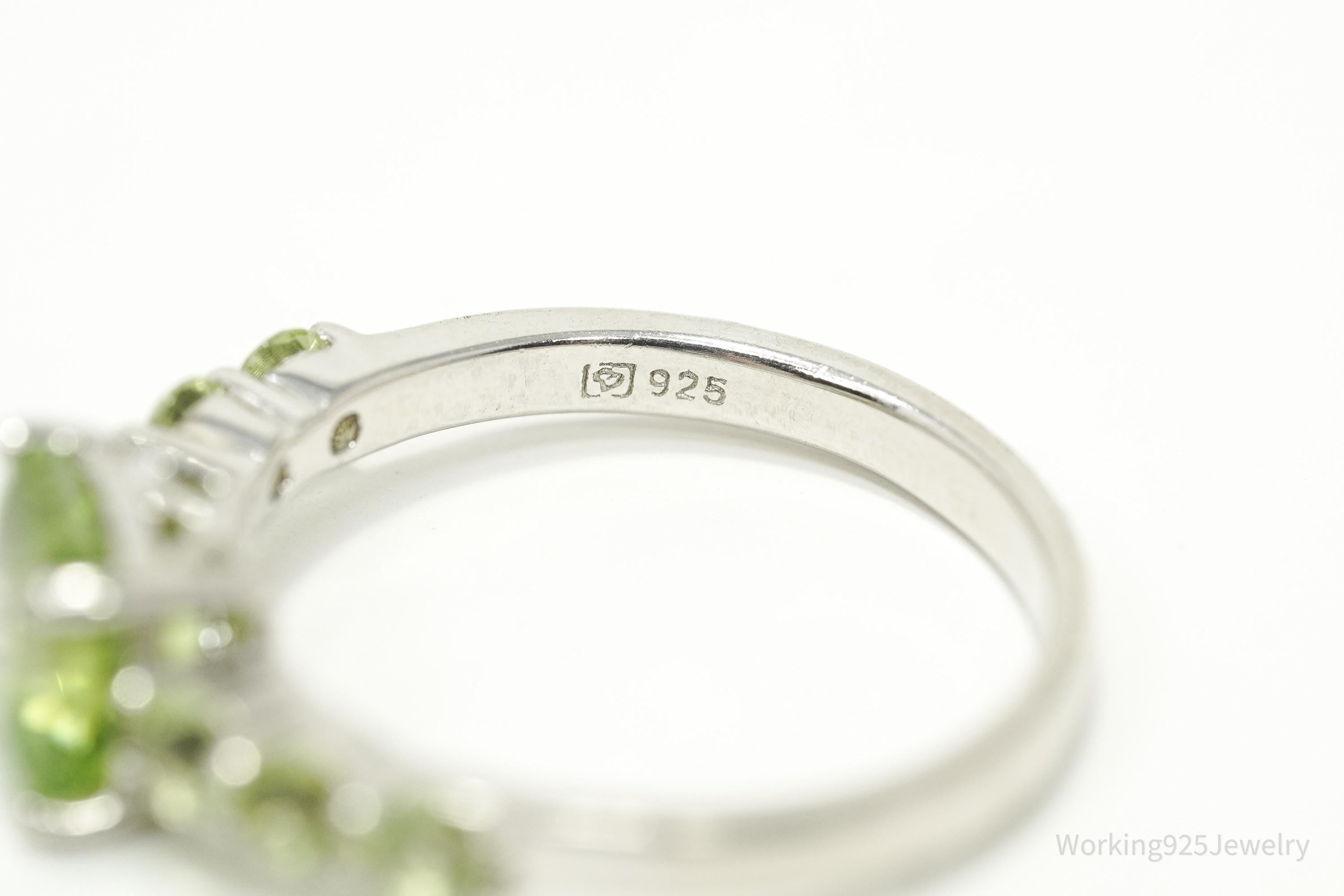 Vintage Green Peridot Sterling Silver Ring - Size 7