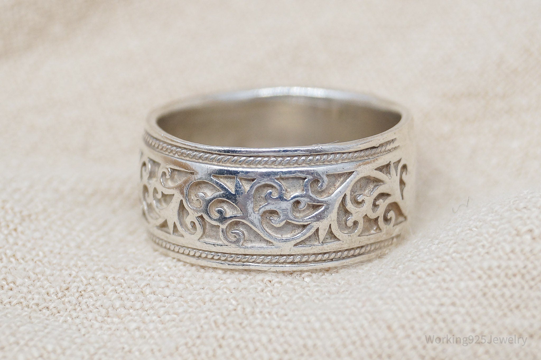 Vintage Scrolls & Swirls Sterling Silver Band Ring - Size 7.75