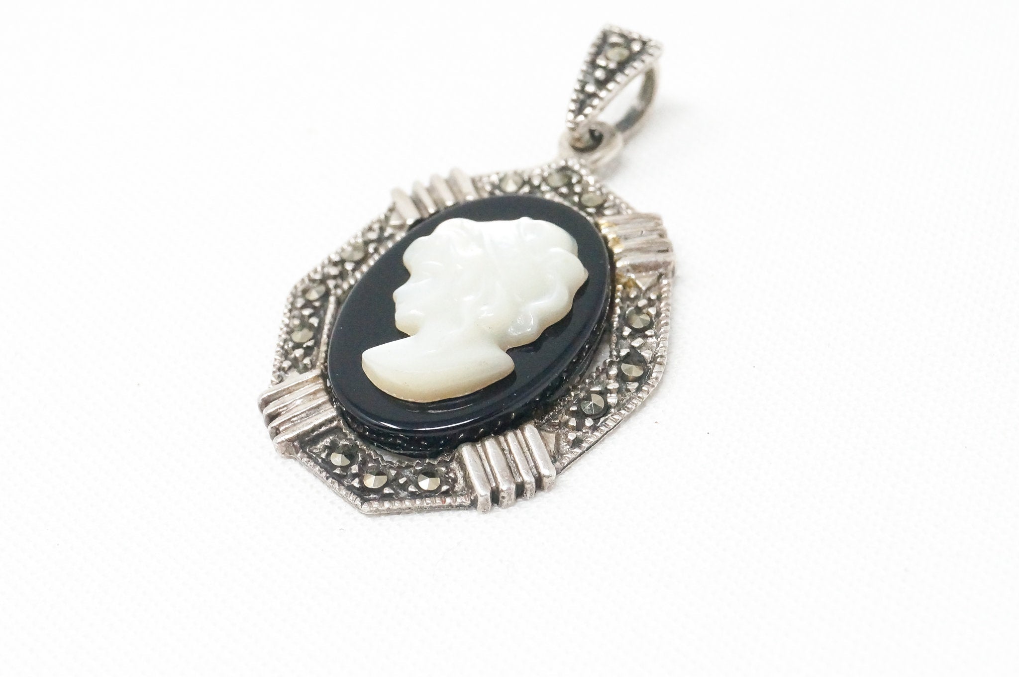 Vtg Carved Cameo Mother Of Pearl Woman Sterling Silver Necklace Pendant