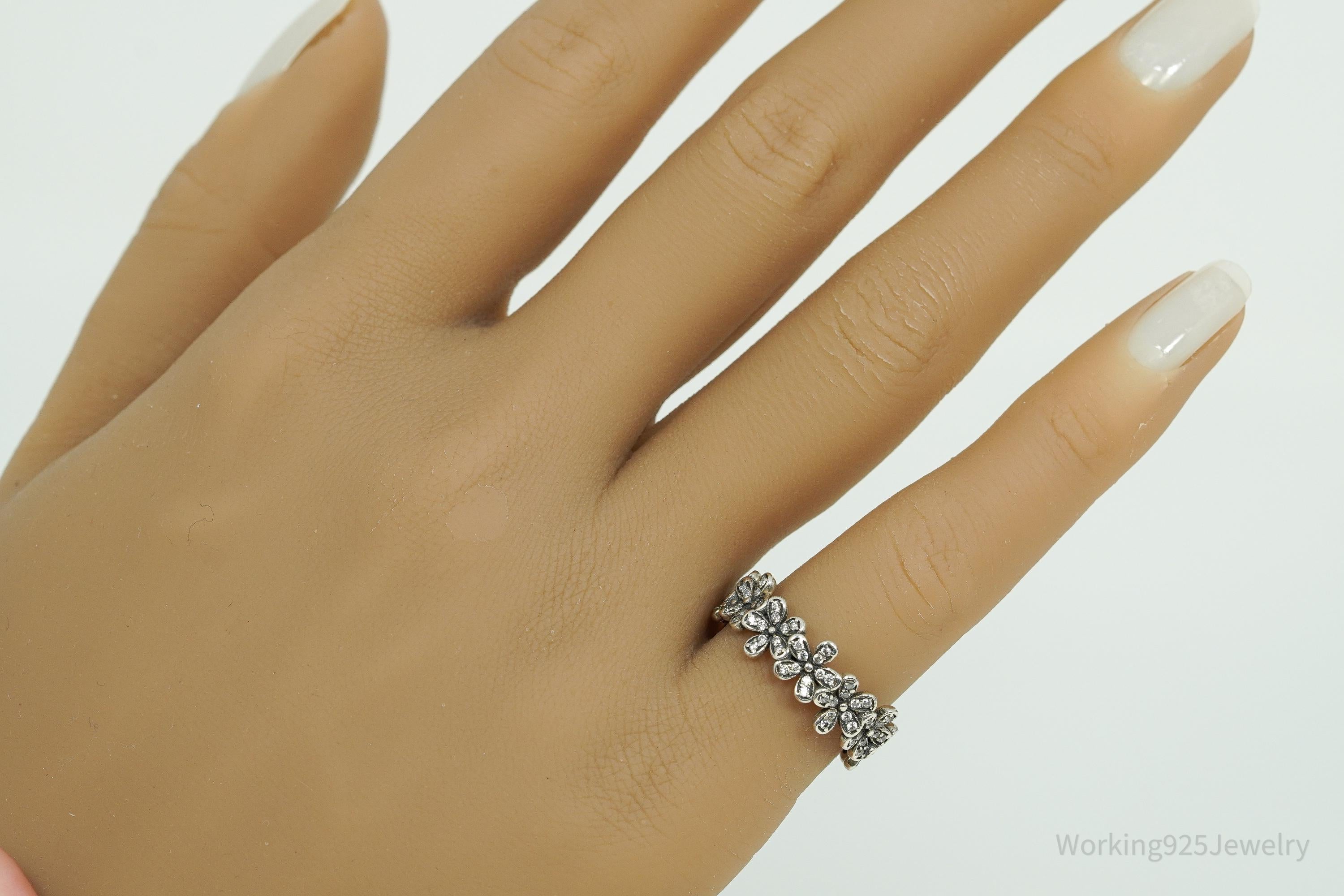 Cubic Zirconia Daisies Sterling Silver Ring - Size 6.25