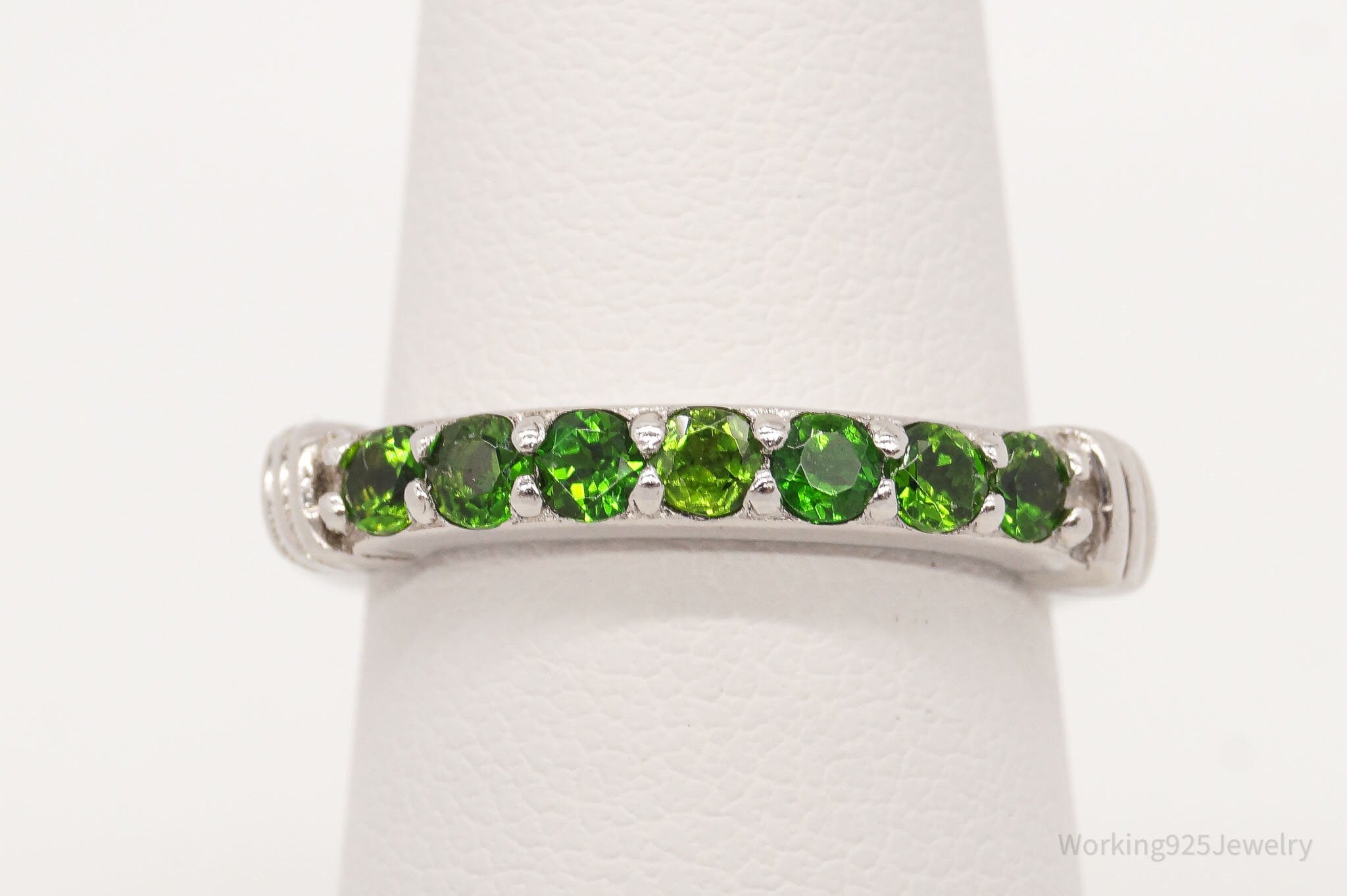 Vintage Peridot Sterling Silver Ring - Size 6