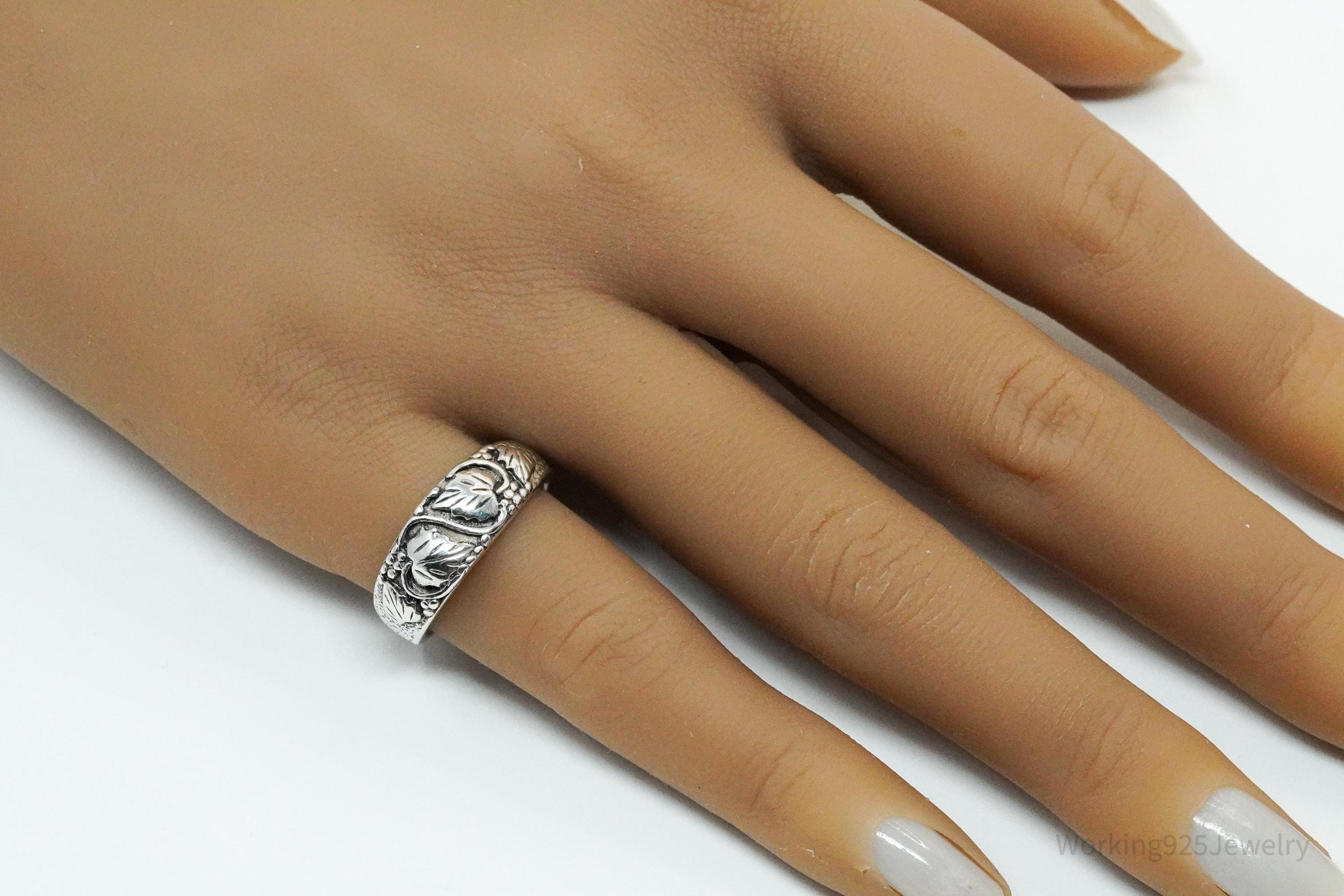 Vintage Grape Vine Leaves Sterling Silver Band Ring - Size 6.75