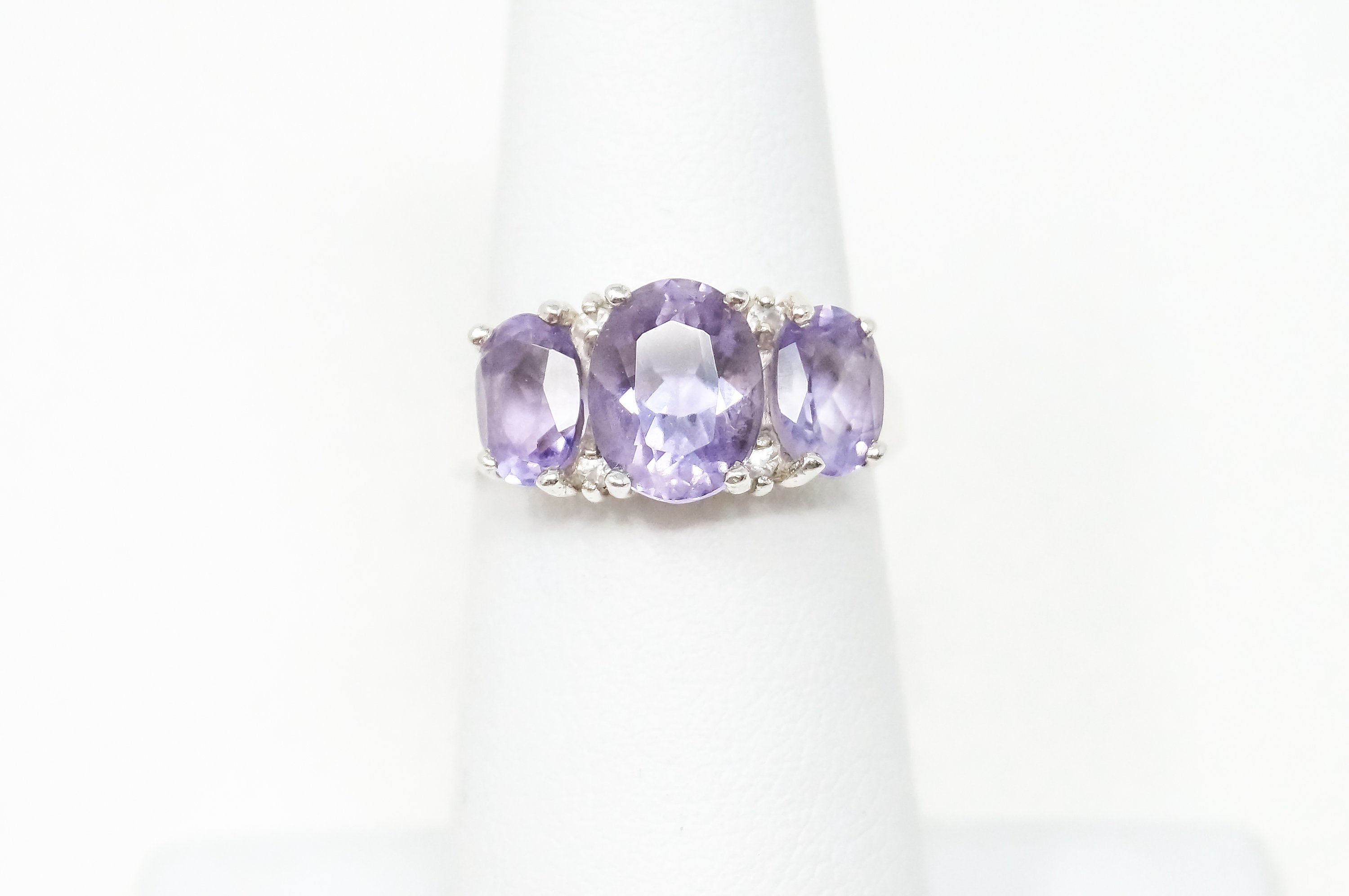 Vintage Purple Amethyst Sterling Silver Art Deco Ring - Sz 5.75