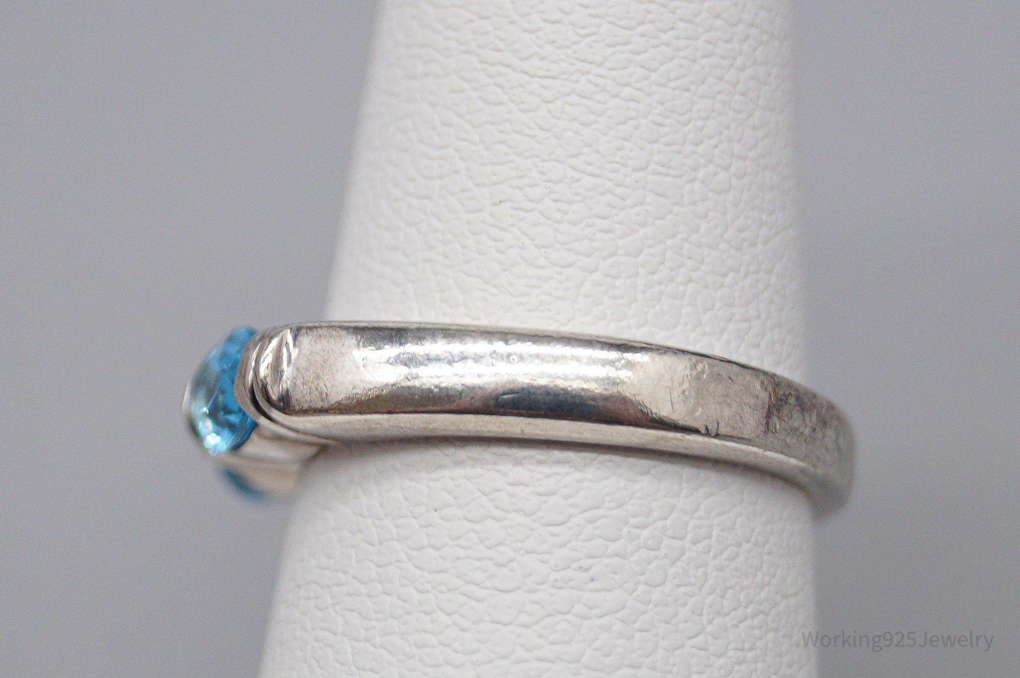 Vintage Blue Topaz Sterling Silver Ring - Size 6