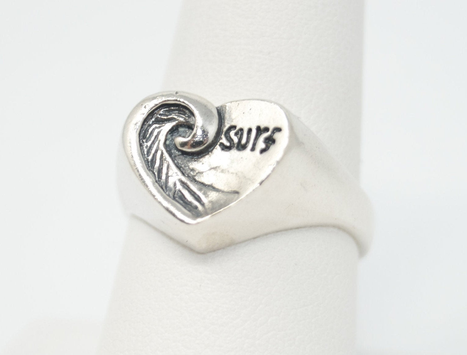 Vintage Surfs Up Wave Lover Sterling Silver Heart Ring - Sz 8.5