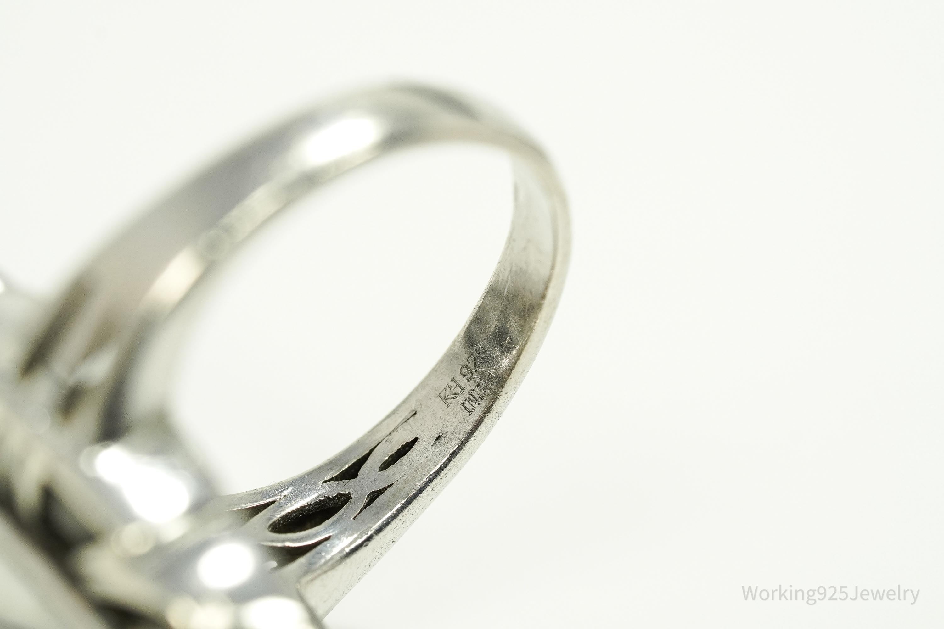 Vintage White Howlite Sterling Silver Ring - Size 9.25