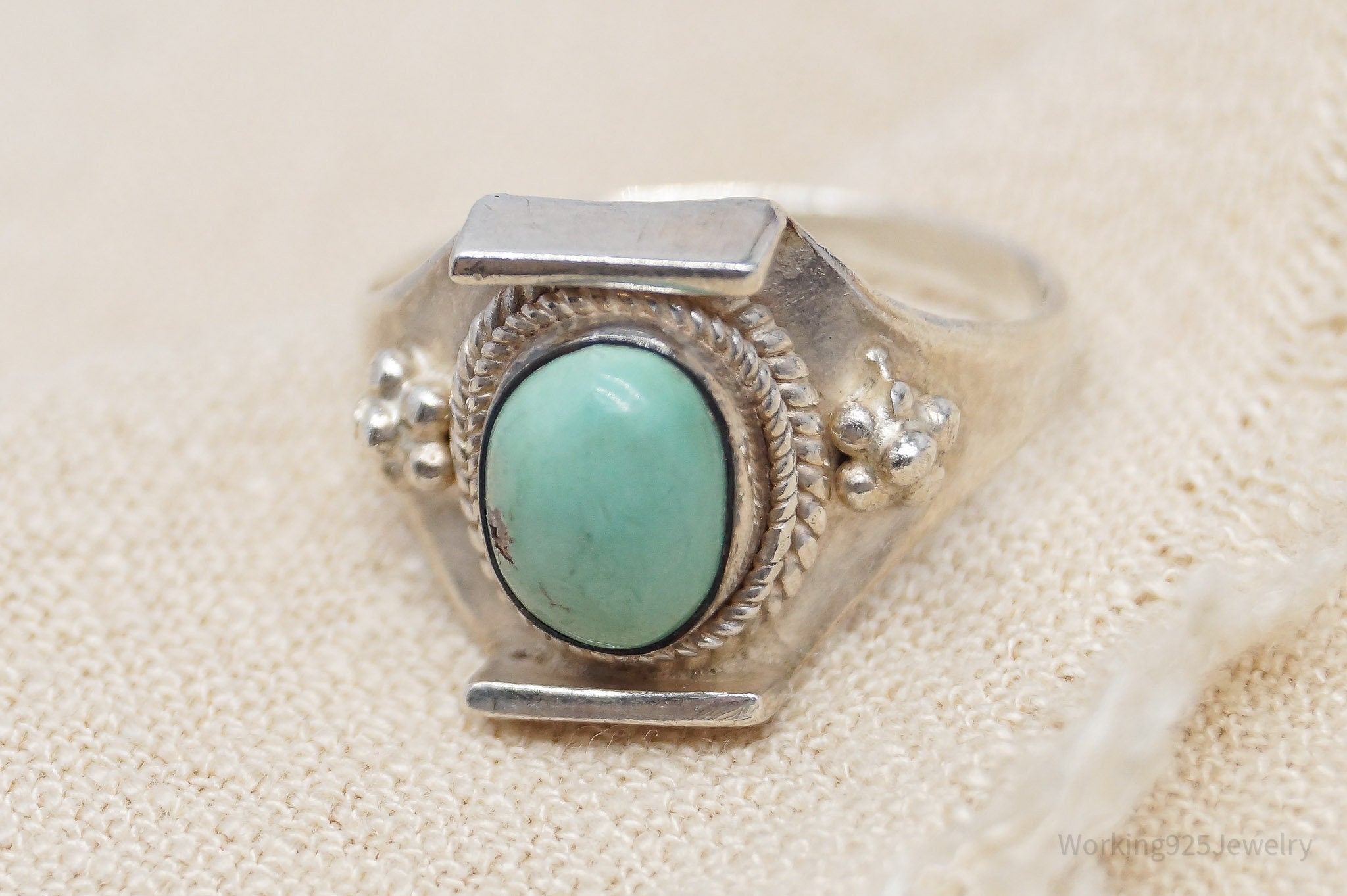 Vintage Turquoise Sterling Silver Ring - Size 8.25