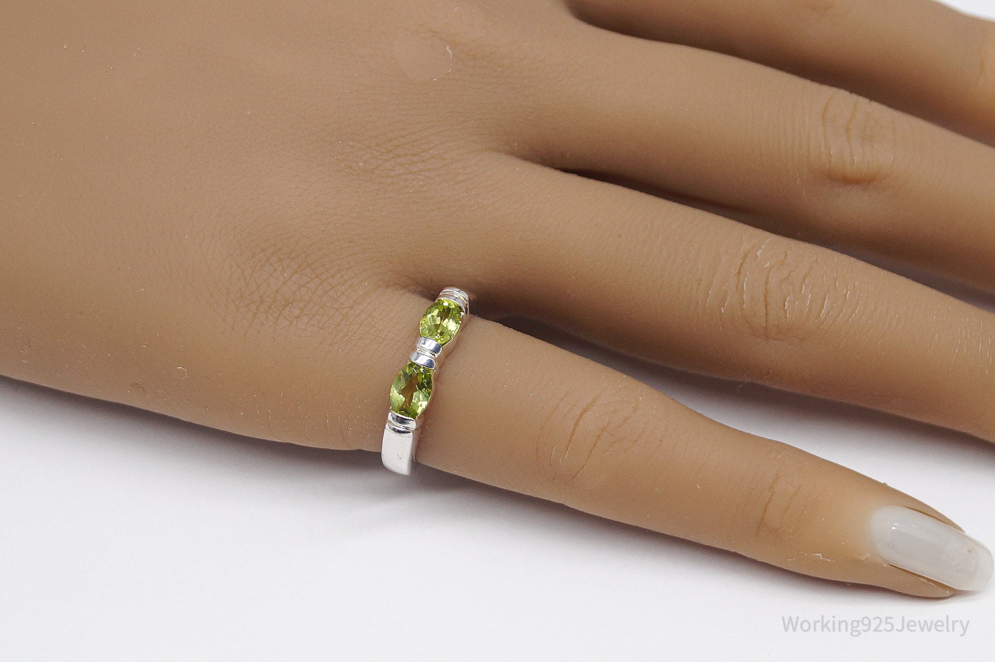 Vintage Peridot Sterling Silver Ring - Size 6