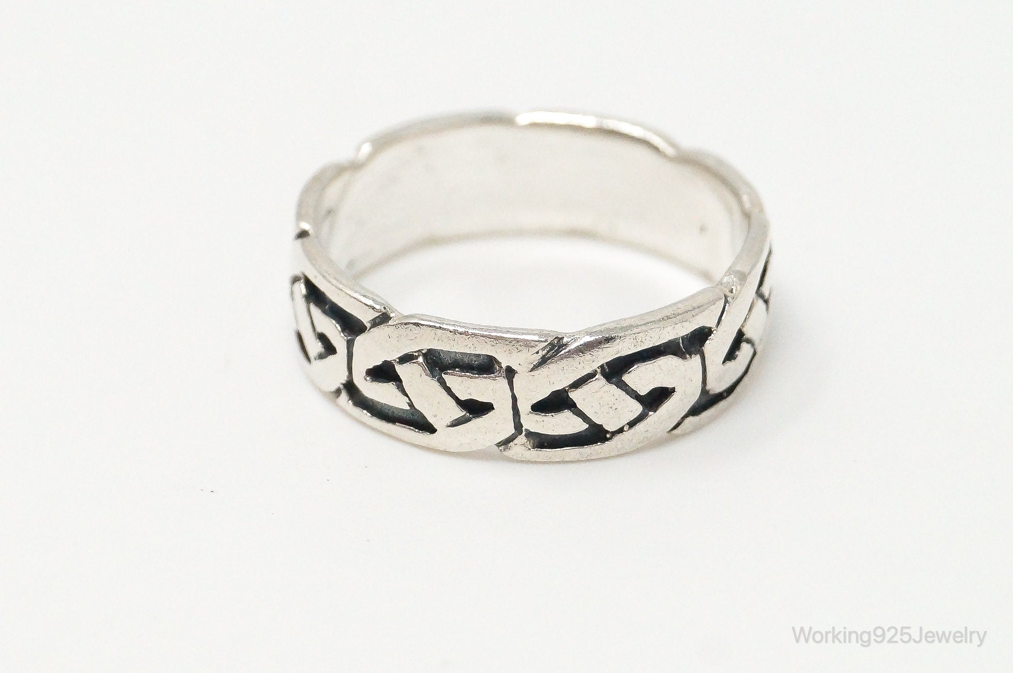 Vintage Celtic Knot Design Sterling Silver Band Ring - Size 5.5