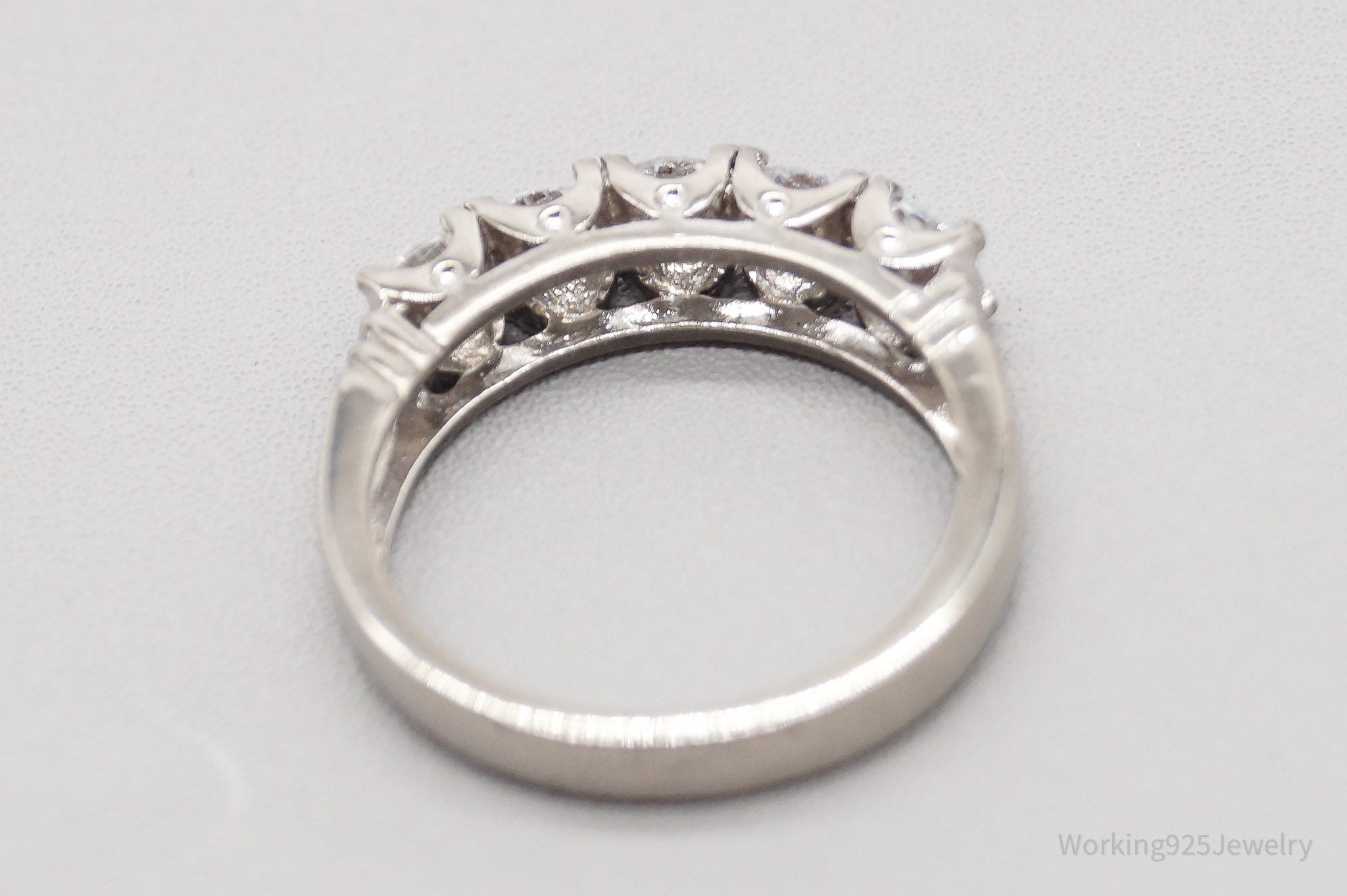 Vintage Cubic Zirconia Sterling Silver Ring - Size 5.75