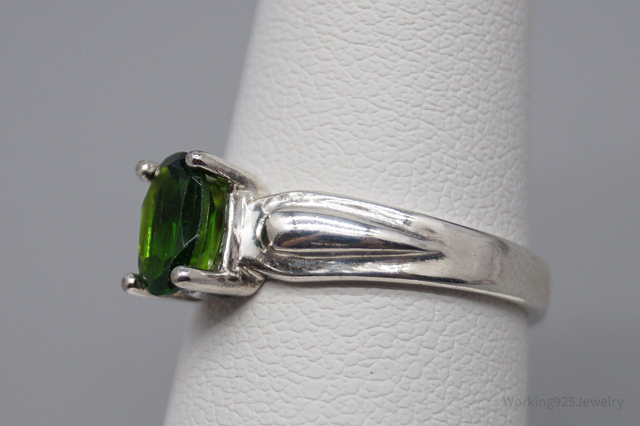 Vintage JTV UTC Green Chrome Diopside Sterling Silver Ring - Size 6