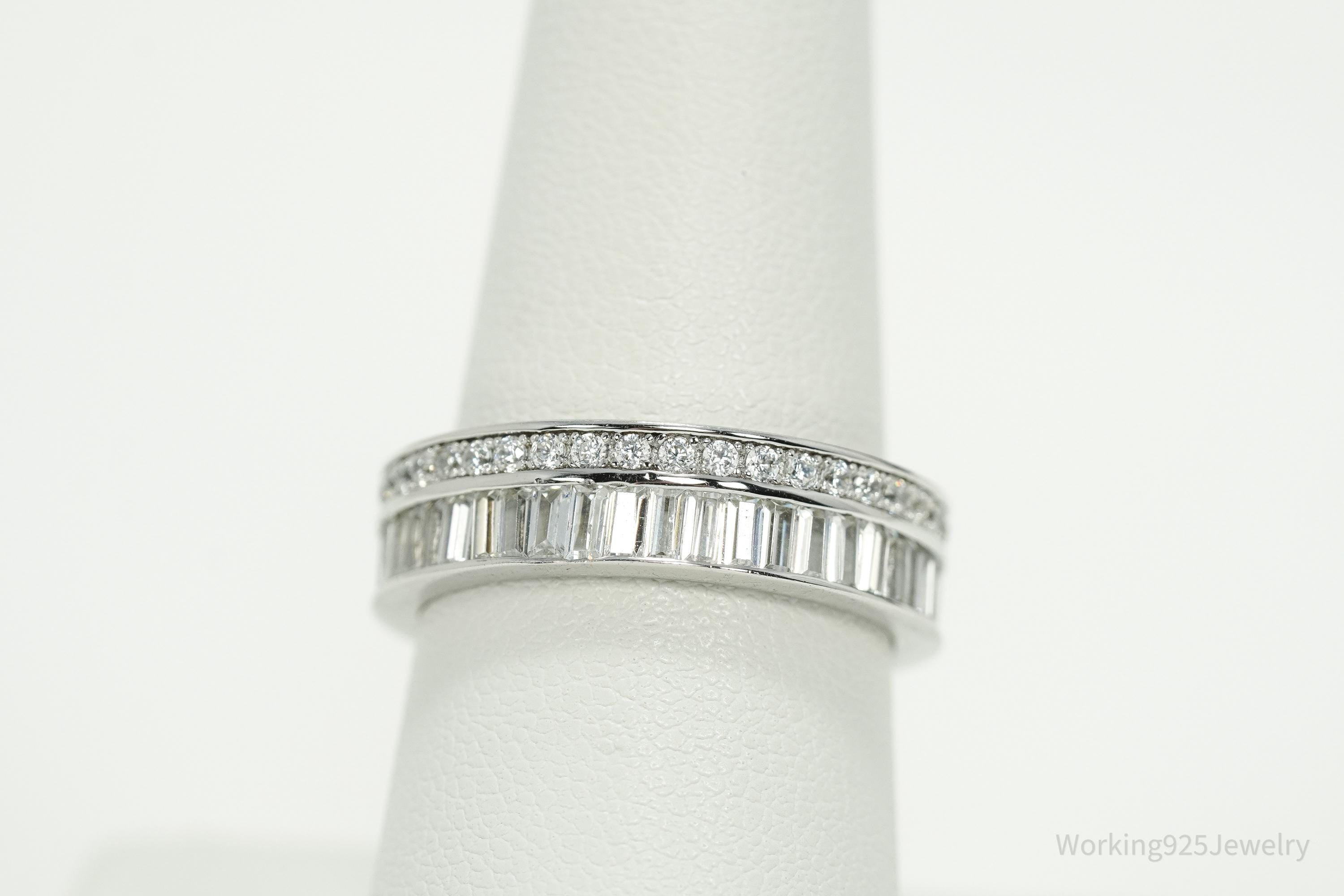 Vintage Cubic Zirconia Sterling Silver Band Ring - Size 8