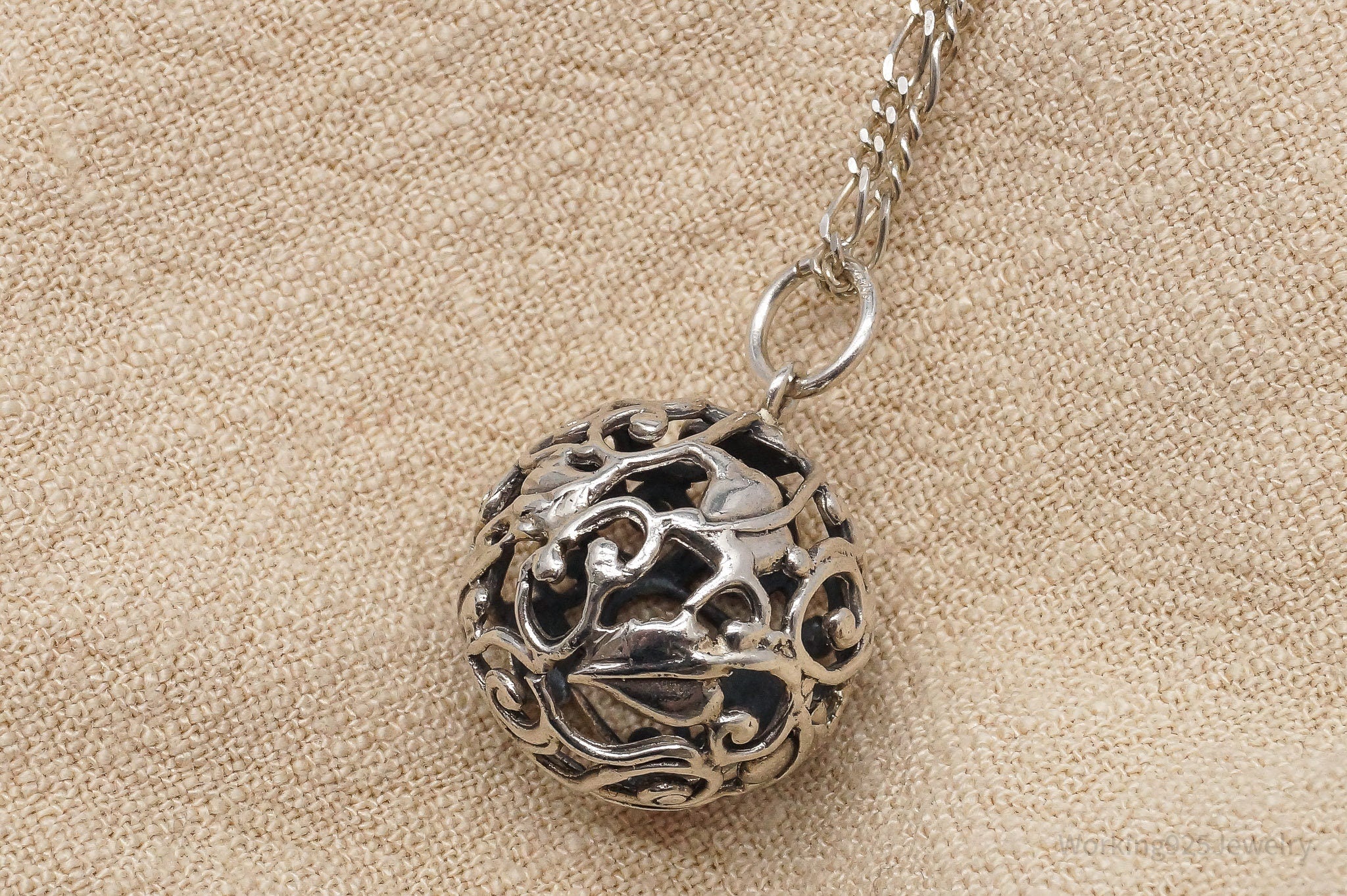 Vintage Ivy Wrapped Ball Sterling Silver Necklace 20"