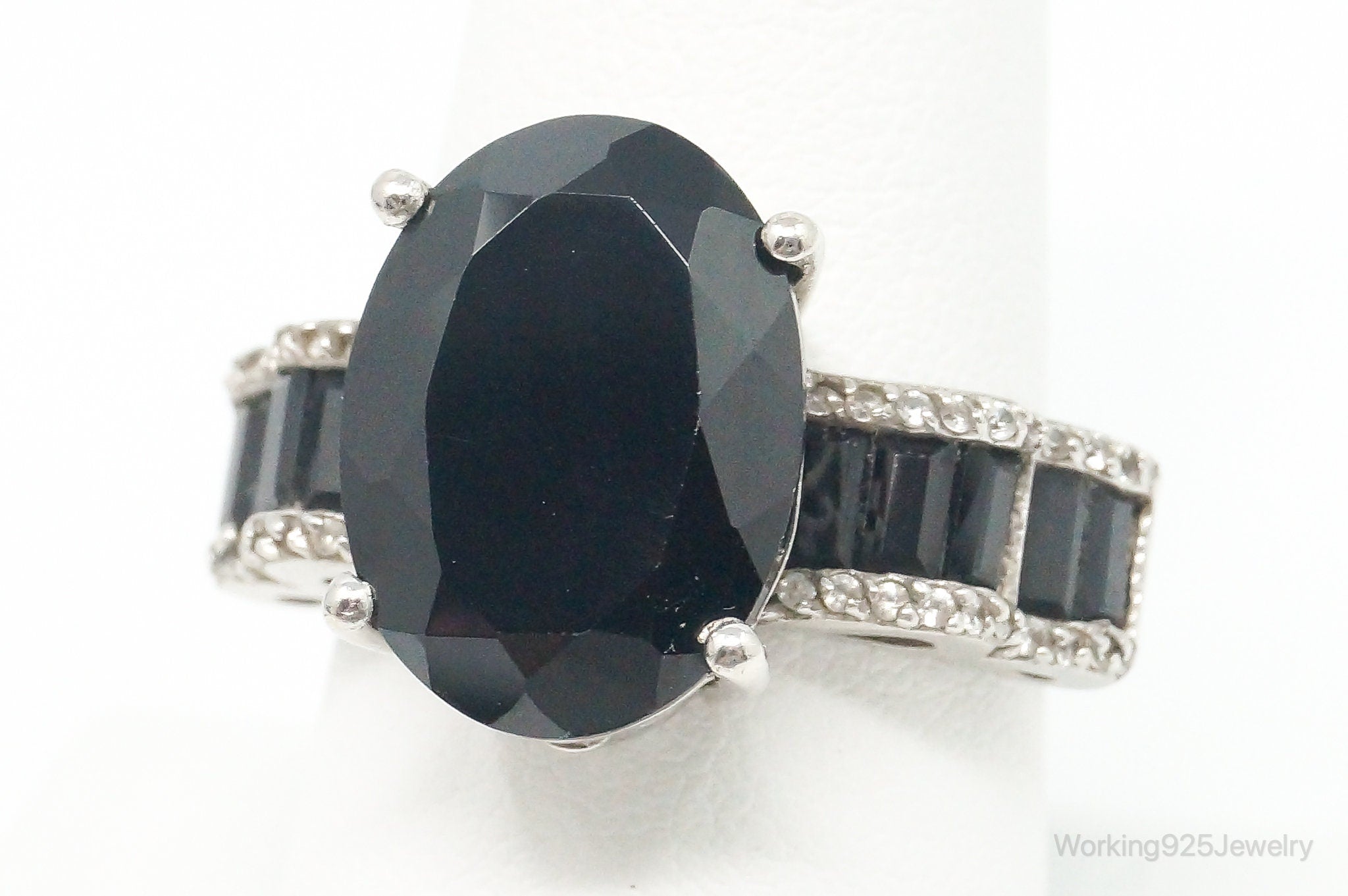 Vintage Large Black Onyx Cubic Zirconia Sterling Silver Ring - Size 9.25