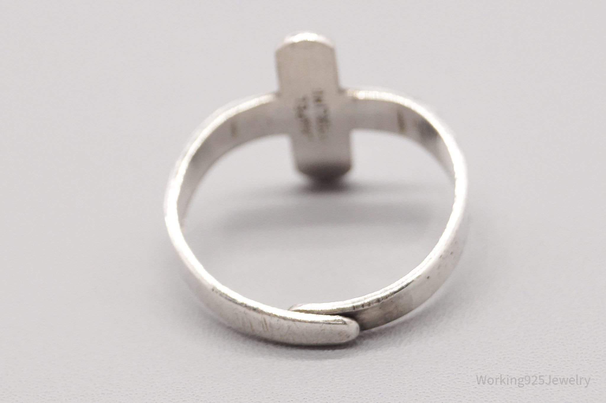 Vintage Crucifix Cross Sterling Silver Band Ring - Size 8.75 Adjustable