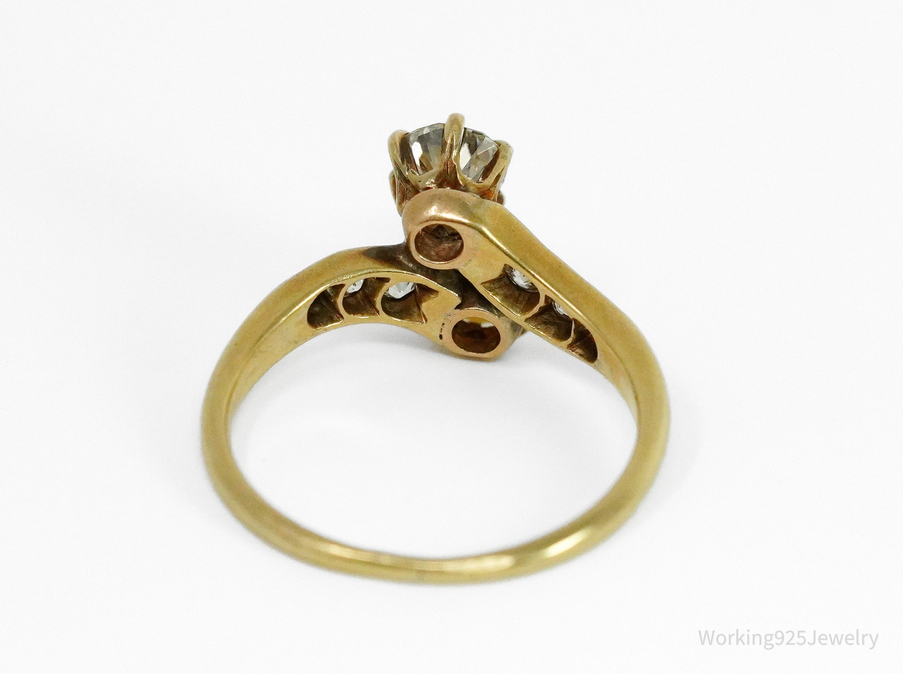 14K Yellow Gold Diamond & Pearl Prong Set Ring - Size 4.75