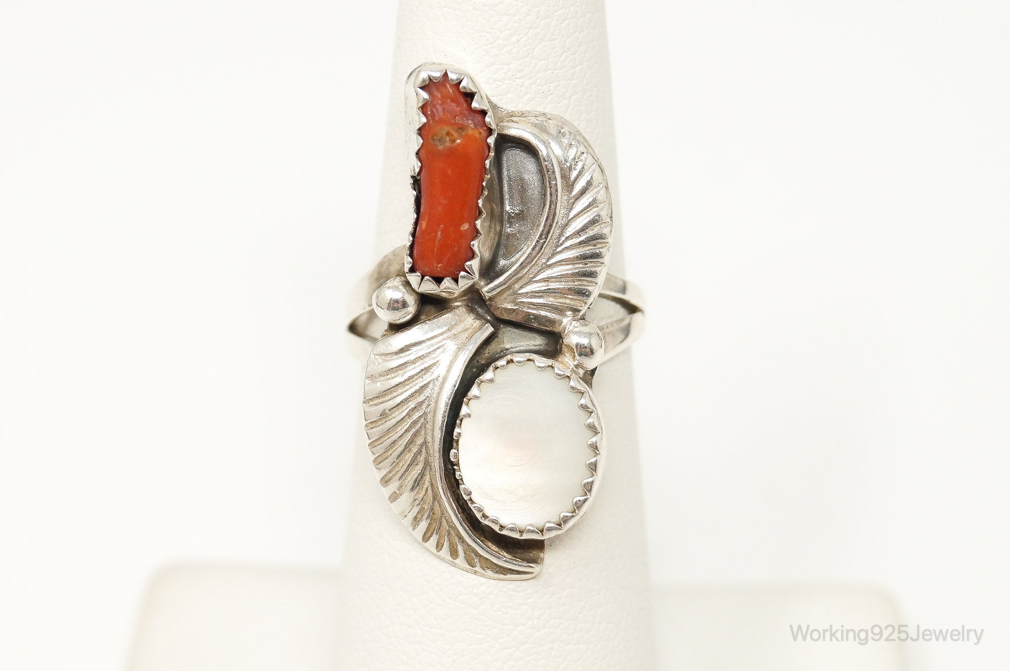 Vintage Native American Coral Mother Of Pearl Sterling Silver Ring - Size 6